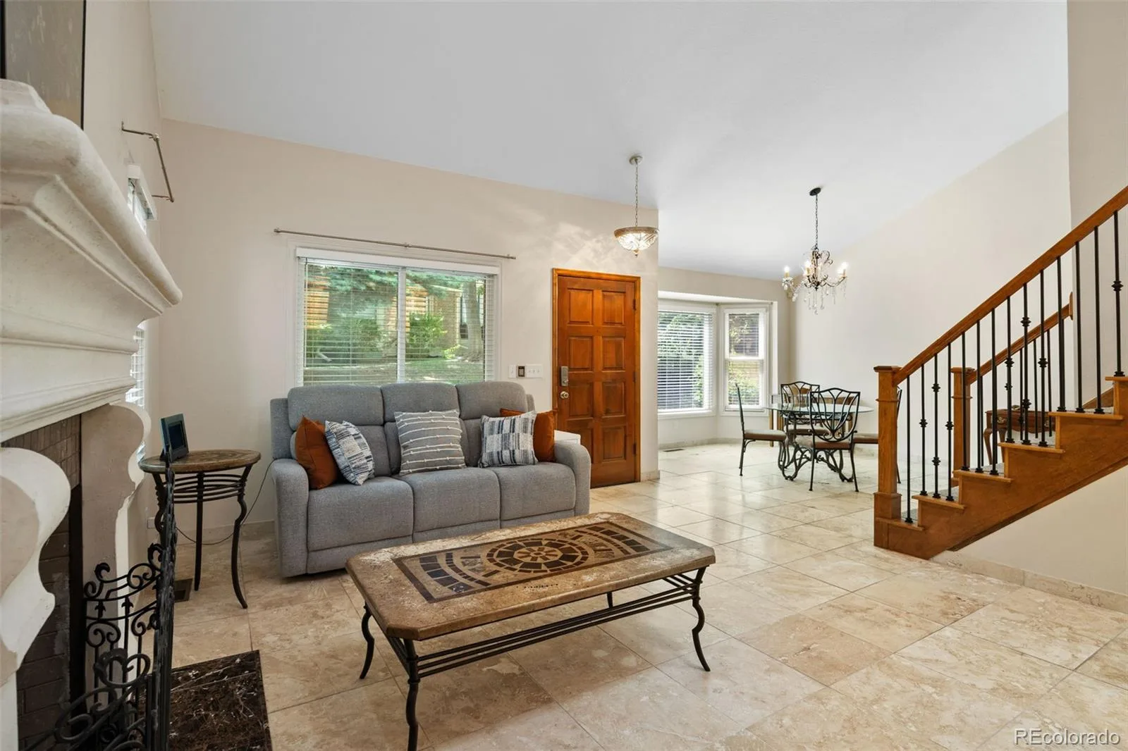 7617 S Cove Circle Centennial CO 80122 | MLS #REC8706465 06252026142559 1600 5