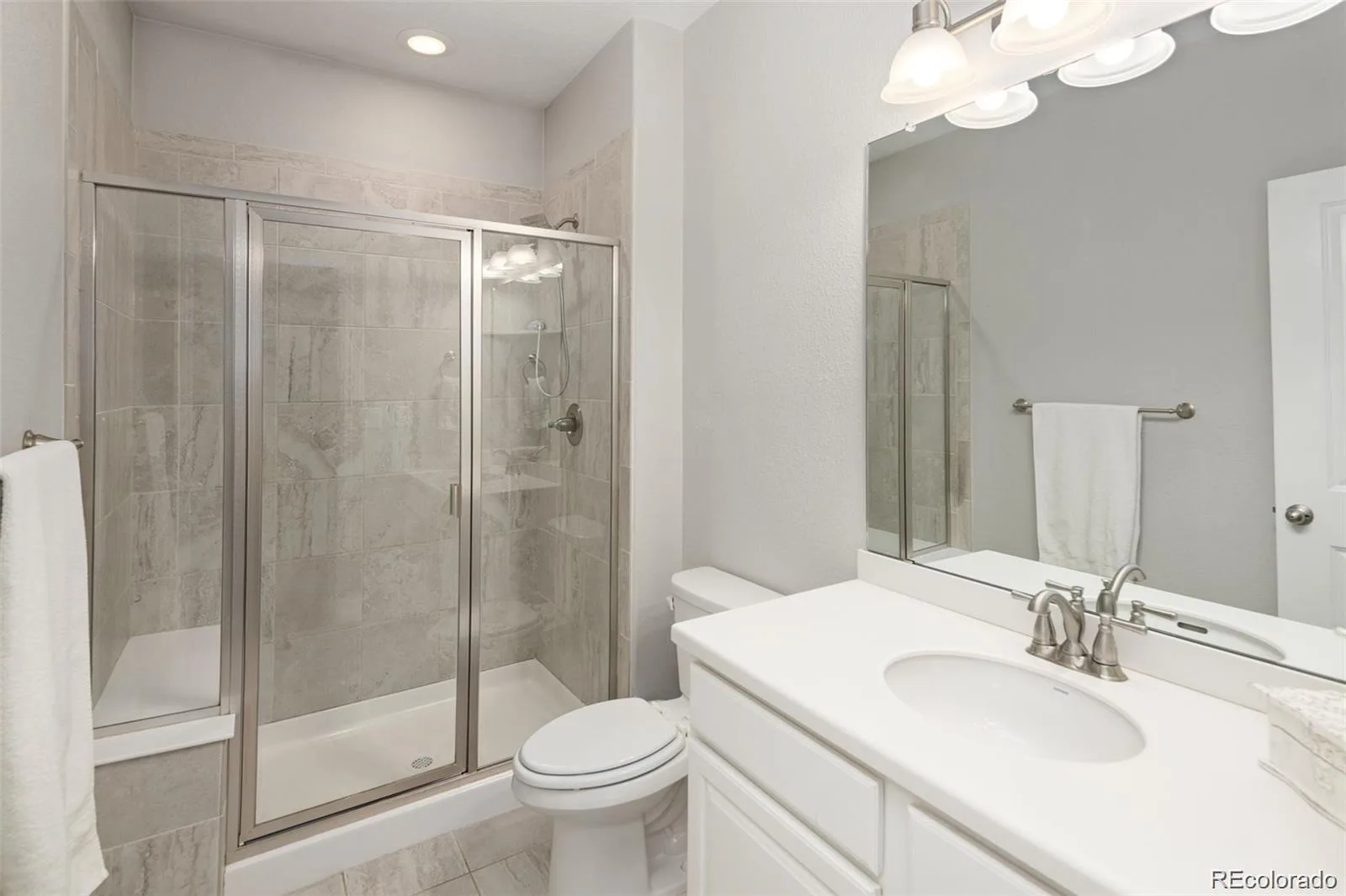 7394 S Scottsburg Way Aurora CO 80016 | MLS #REC8709879 08202026003357 1600 32