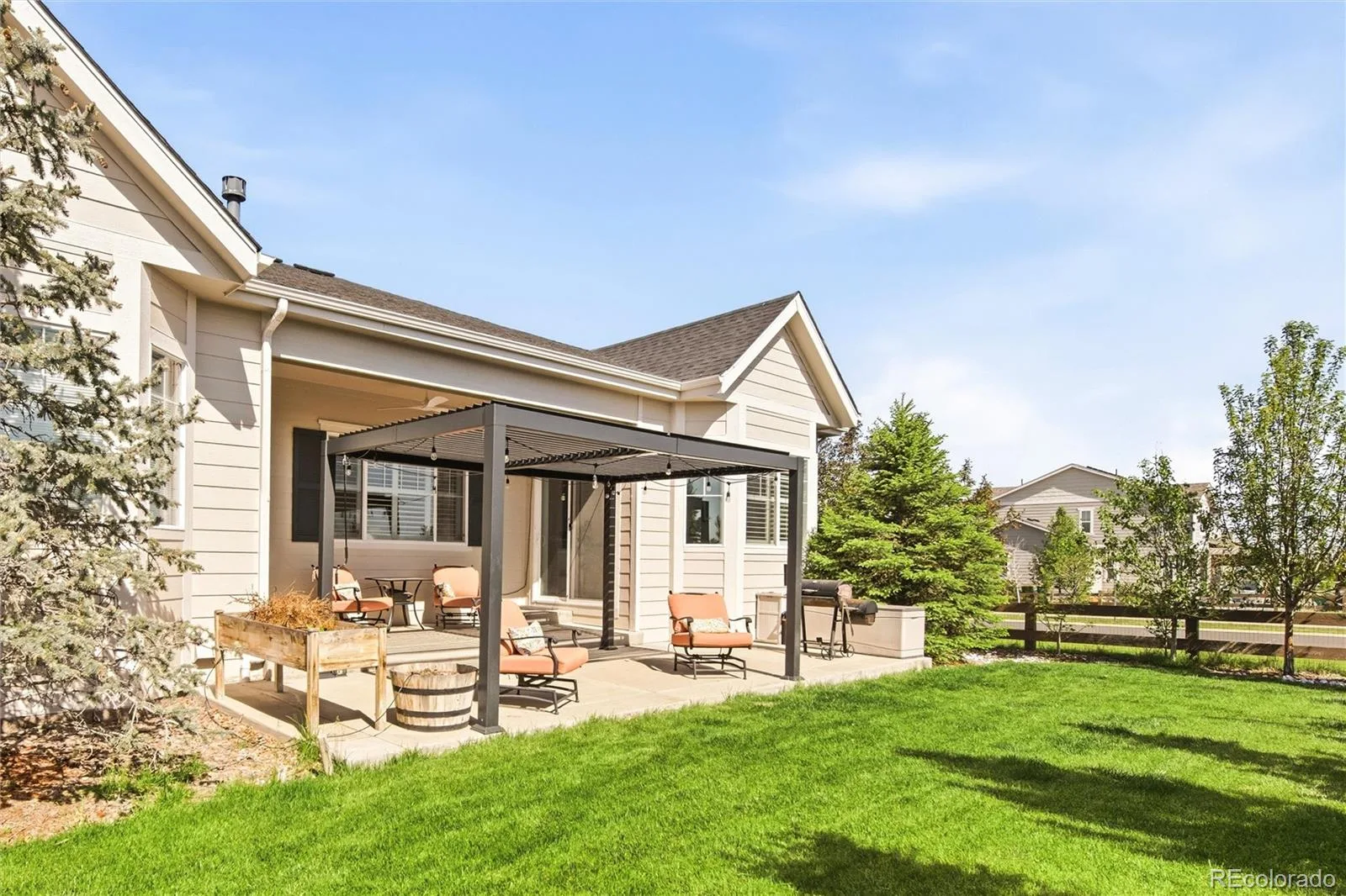 7394 S Scottsburg Way Aurora CO 80016 | MLS #REC8709879 08202026003357 1600 39