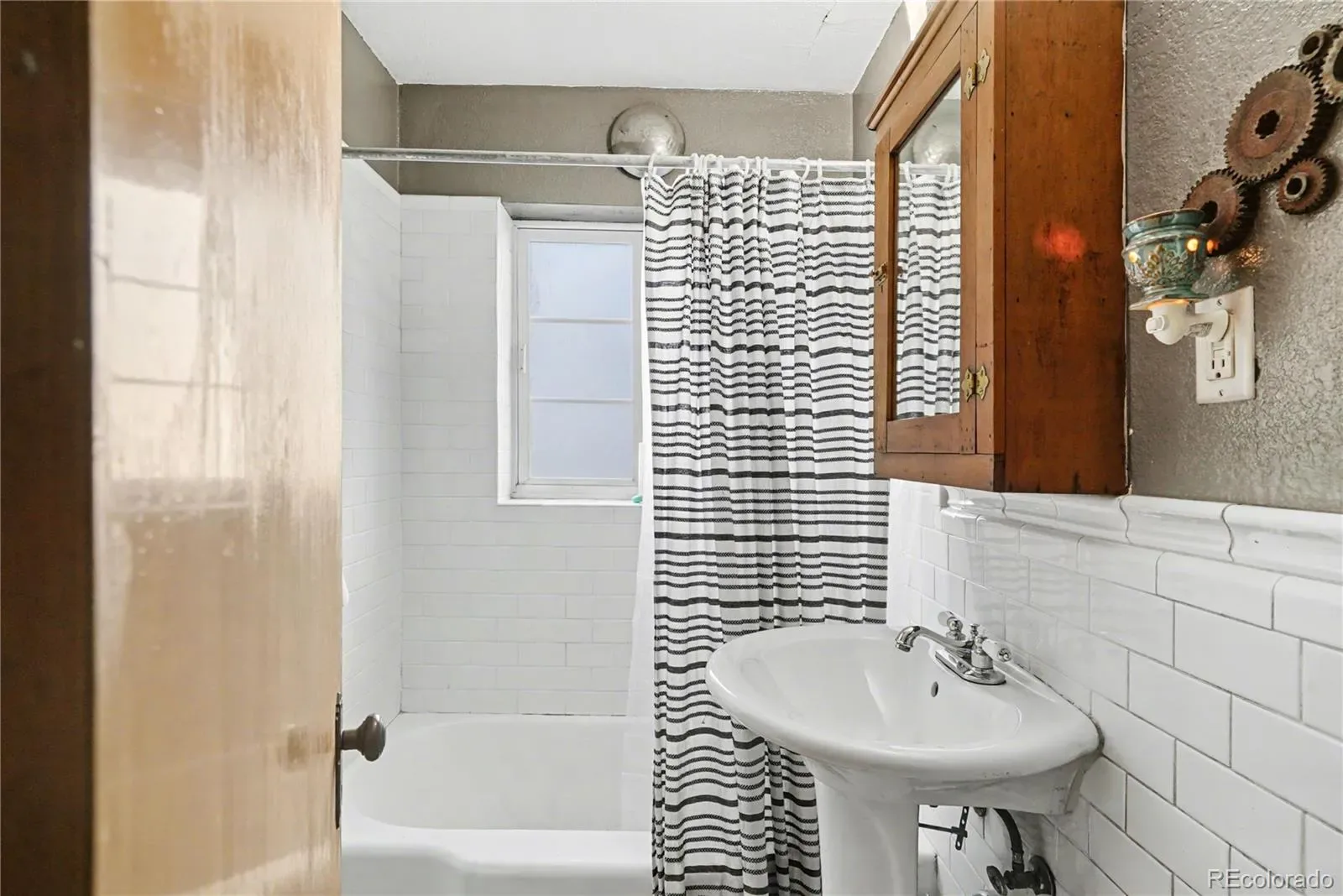 1481 Ash Street #2 Denver CO 80220 MLS #REC8709896 03282026022522 1600 17