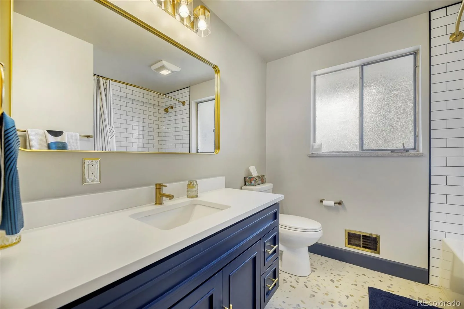 5340 W Bayaud Avenue Lakewood CO 80226 | MLS #REC8710734 09222026081639 1600 15