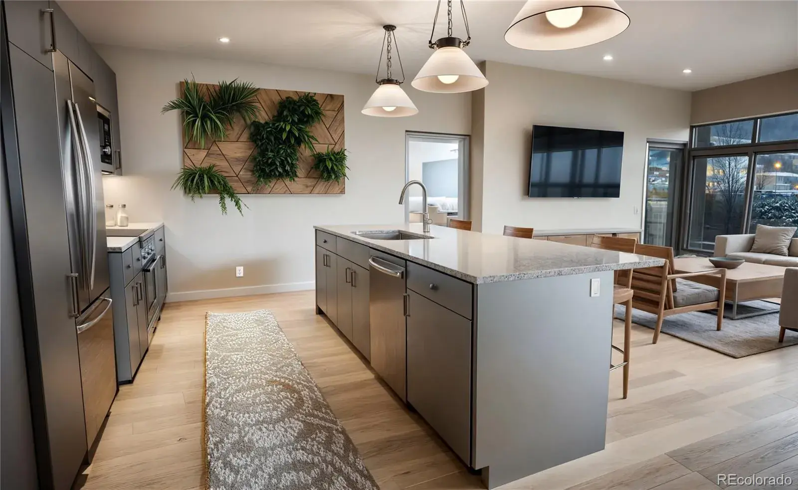 04232025004250 1600 7