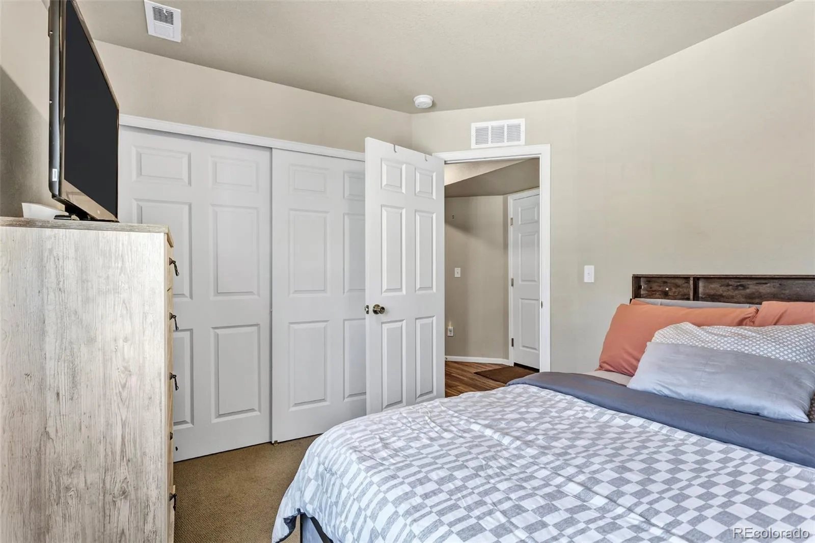 21895 E 44th Place Aurora CO 80019 | MLS #REC8714405 10092026230102 1600 22