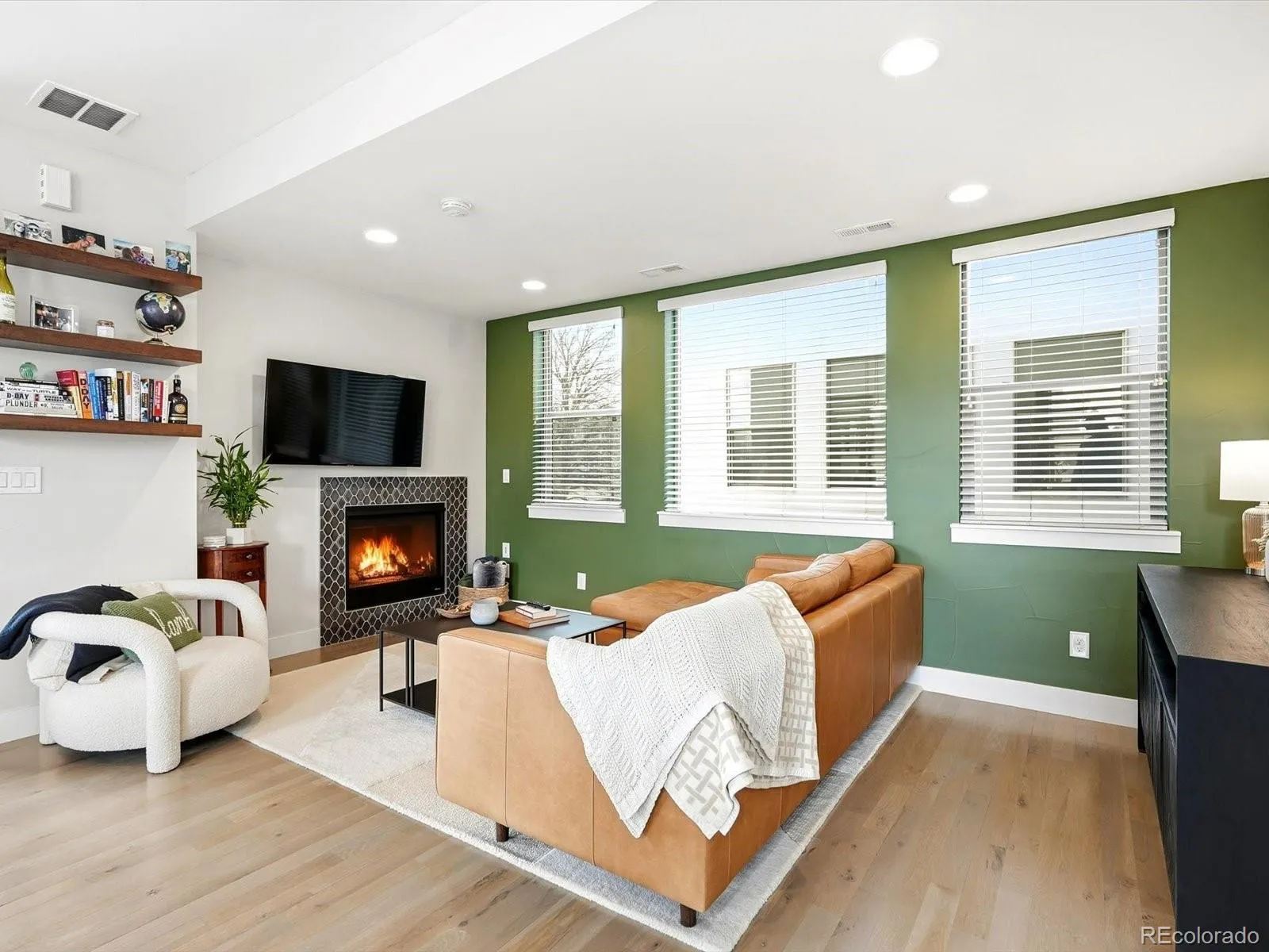 2190 S Birch Street Denver CO 80222 MLS #REC8714931 05222026222639 1600 16