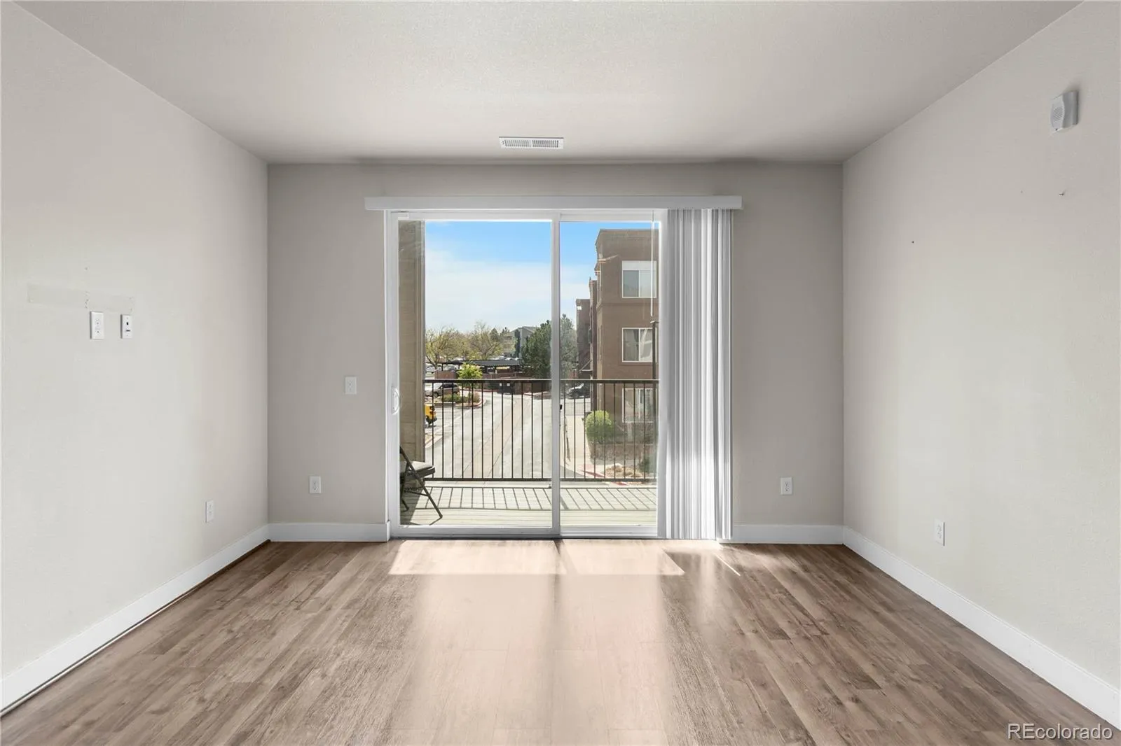 14301 E Tennessee Avenue #204 Aurora CO 80012 MLS #REC8716002 04112026205102 1600 2