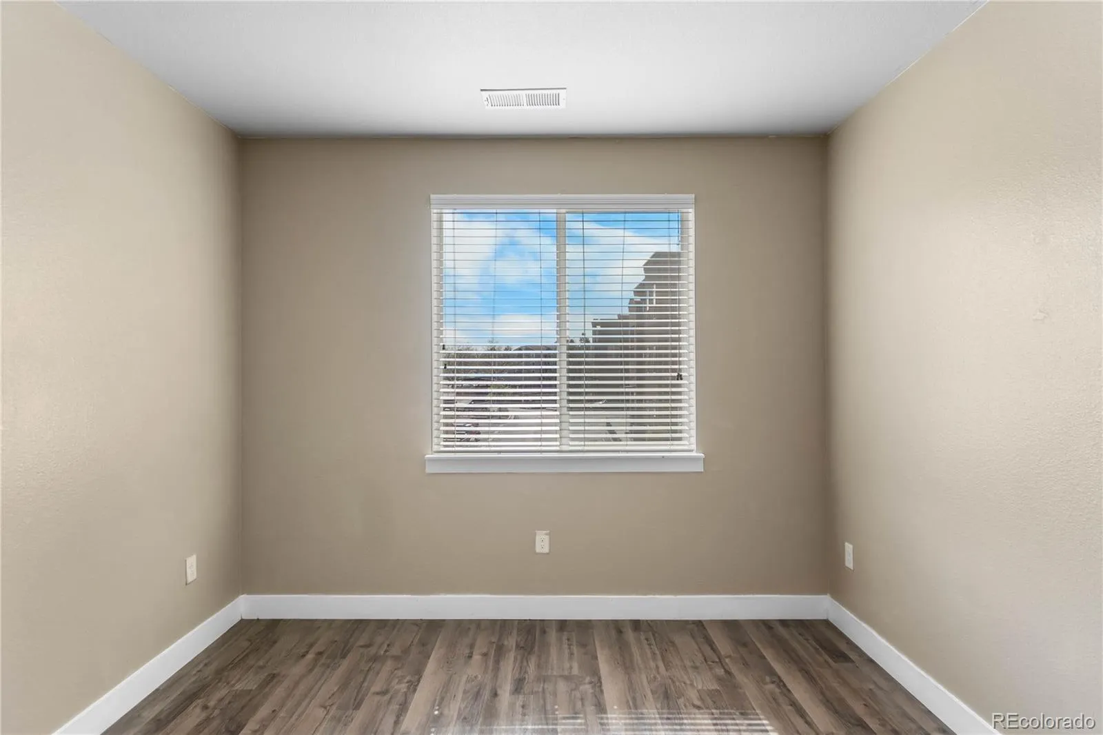 14301 E Tennessee Avenue #204 Aurora CO 80012 MLS #REC8716002 04112026205102 1600 23
