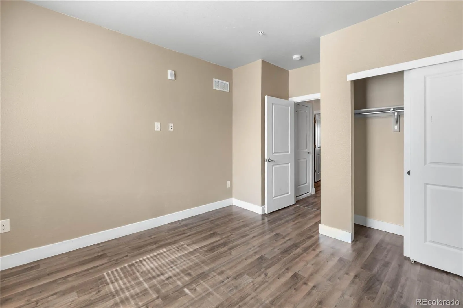 14301 E Tennessee Avenue #204 Aurora CO 80012 MLS #REC8716002 04112026205102 1600 25