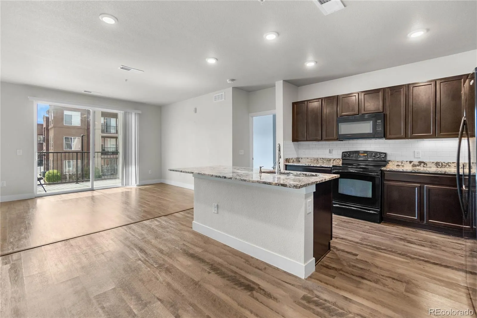 14301 E Tennessee Avenue #204 Aurora CO 80012 MLS #REC8716002 04112026205102 1600 4