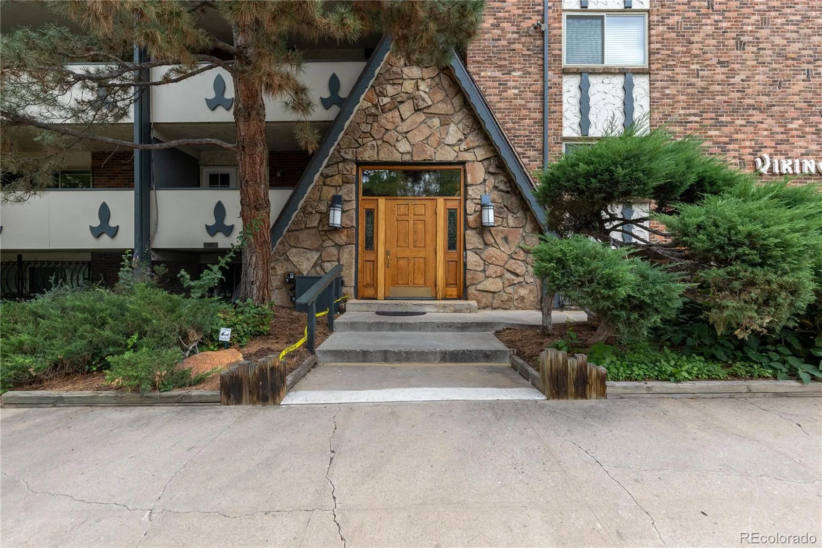1260 York Street #208 Denver CO 80206 | MLS #REC8716268 10122026133157 1600 16