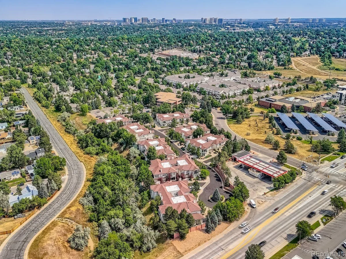 6617 S Forest Way #E Centennial CO 80121 | MLS #REC8716277 08212026183027 1200 35
