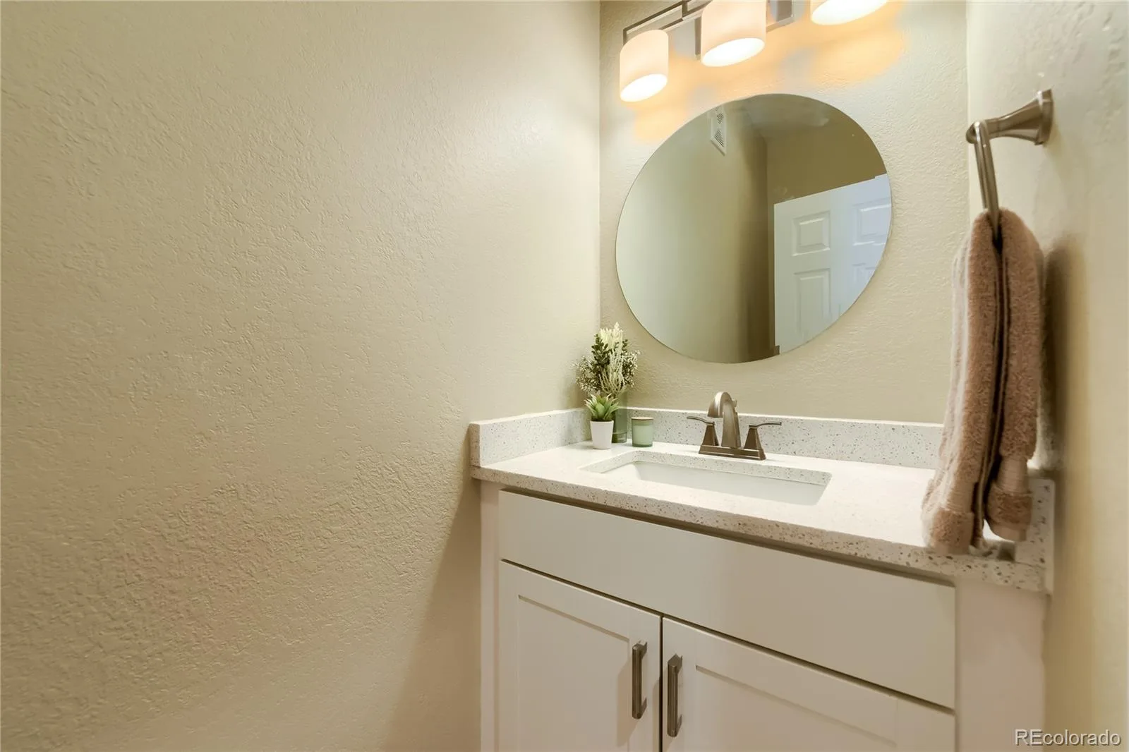 6617 S Forest Way #E Centennial CO 80121 | MLS #REC8716277 08212026183027 1600 12
