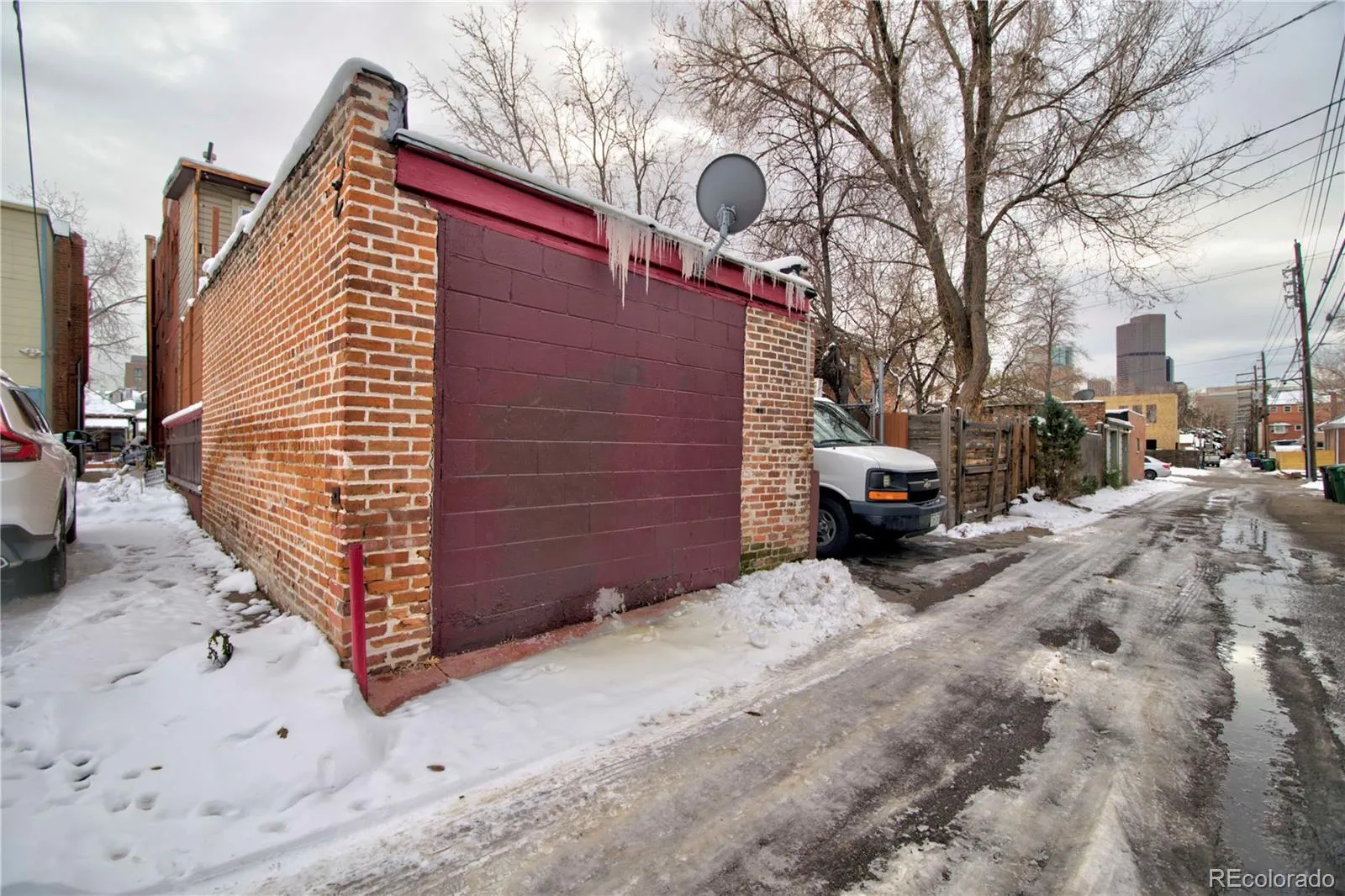 2623 Stout Street Denver CO 80205 MLS #REC8717781 05282026022058 1600 38