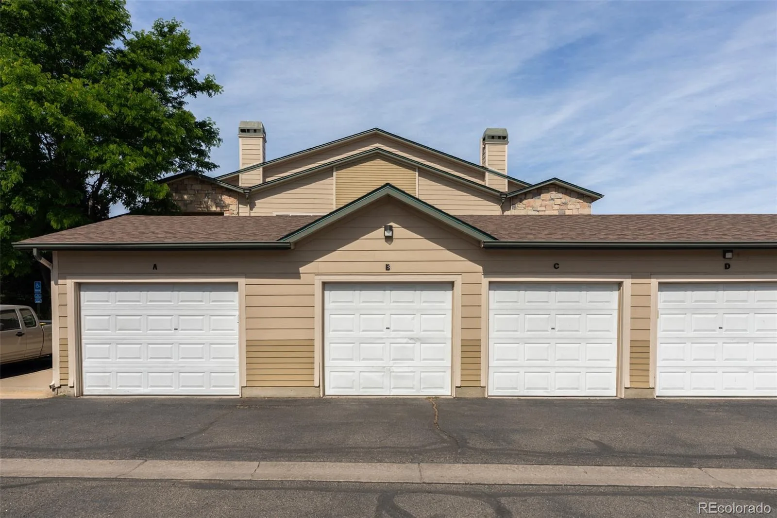 9973 E Carolina Circle #202 Aurora CO 80247 MLS #REC8722712 06272026041206 1600 15