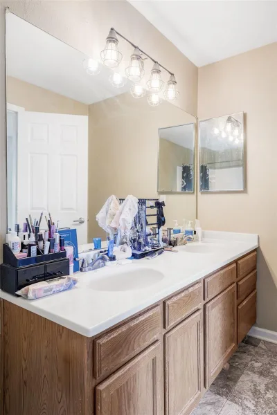 9973 E Carolina Circle #202 Aurora CO 80247 MLS #REC8722712 06272026041206 800 8