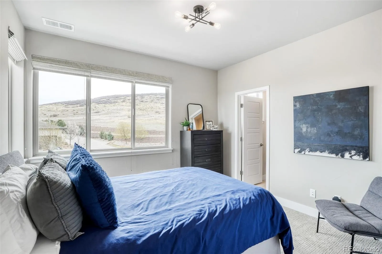 04012026185129 1600 18