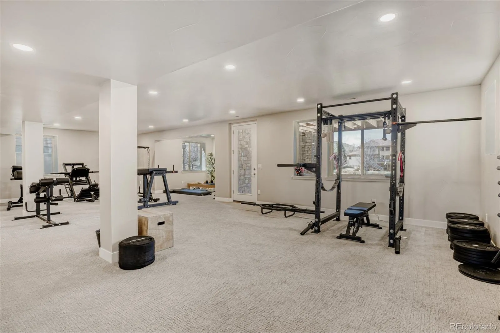 04012026185129 1600 24