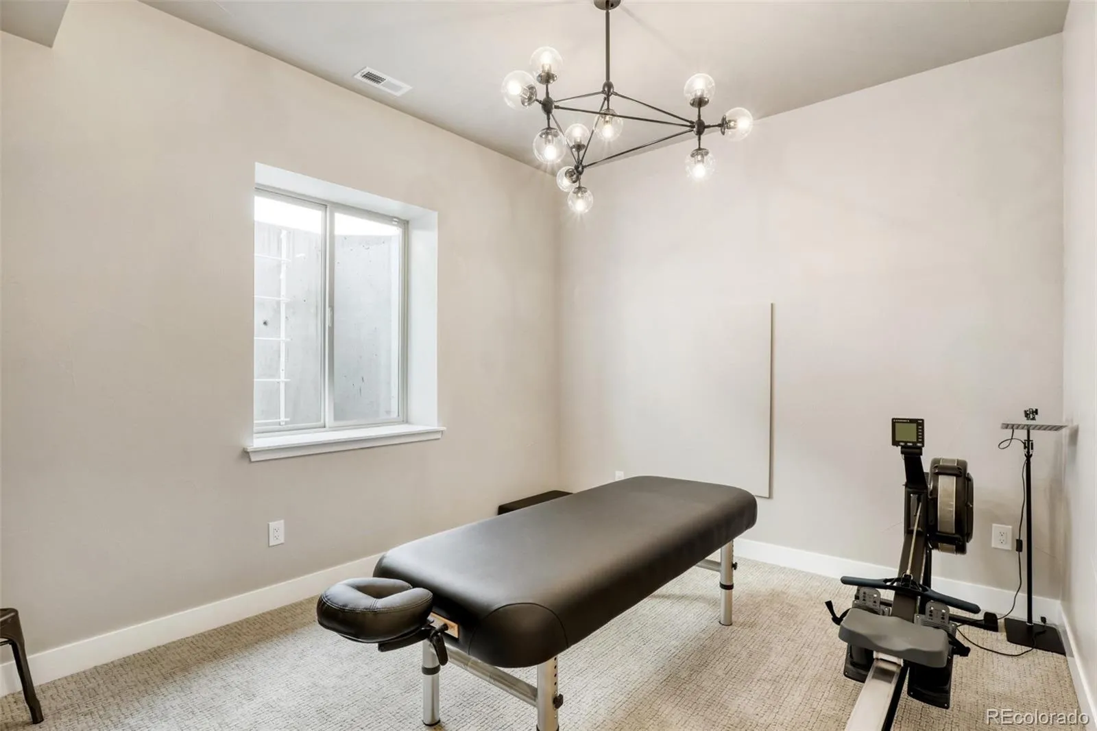 04012026185129 1600 27