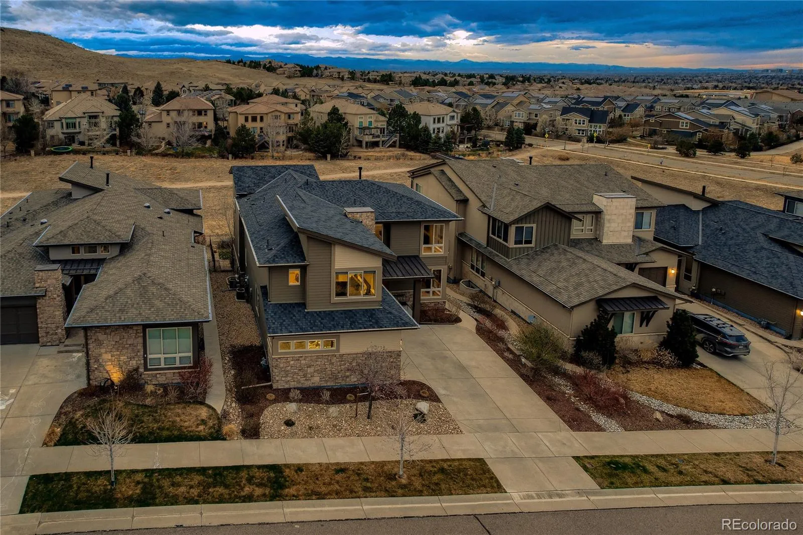 04012026185129 1600 34