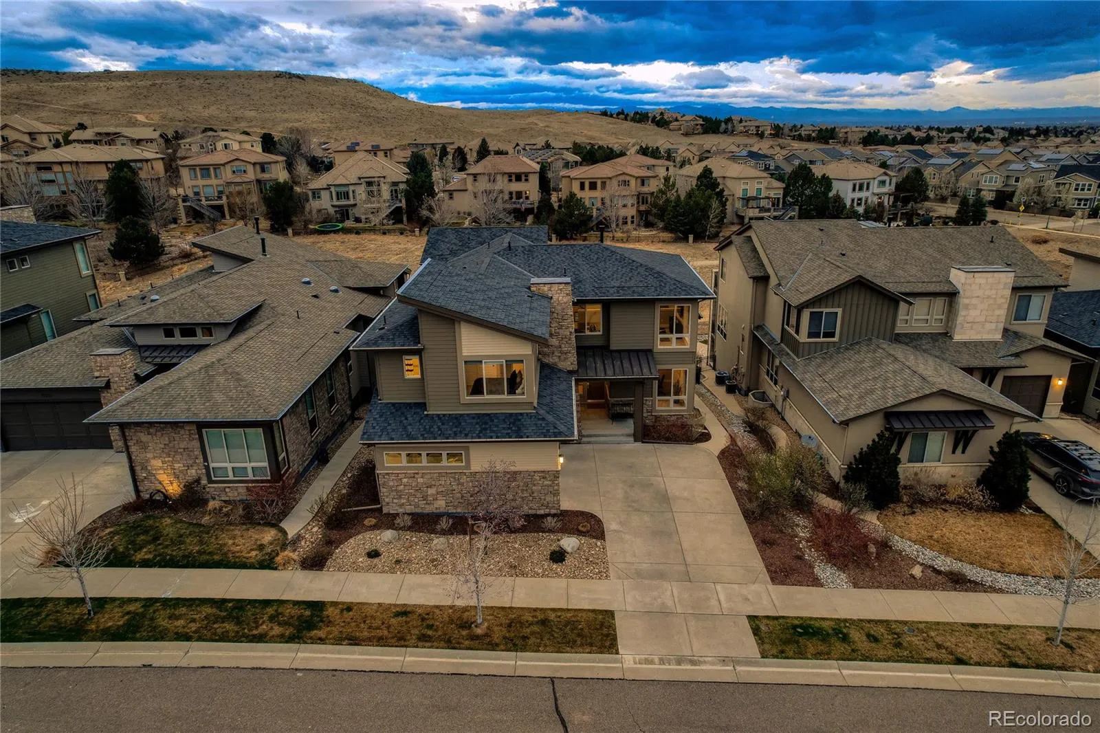 04012026185129 1600 35