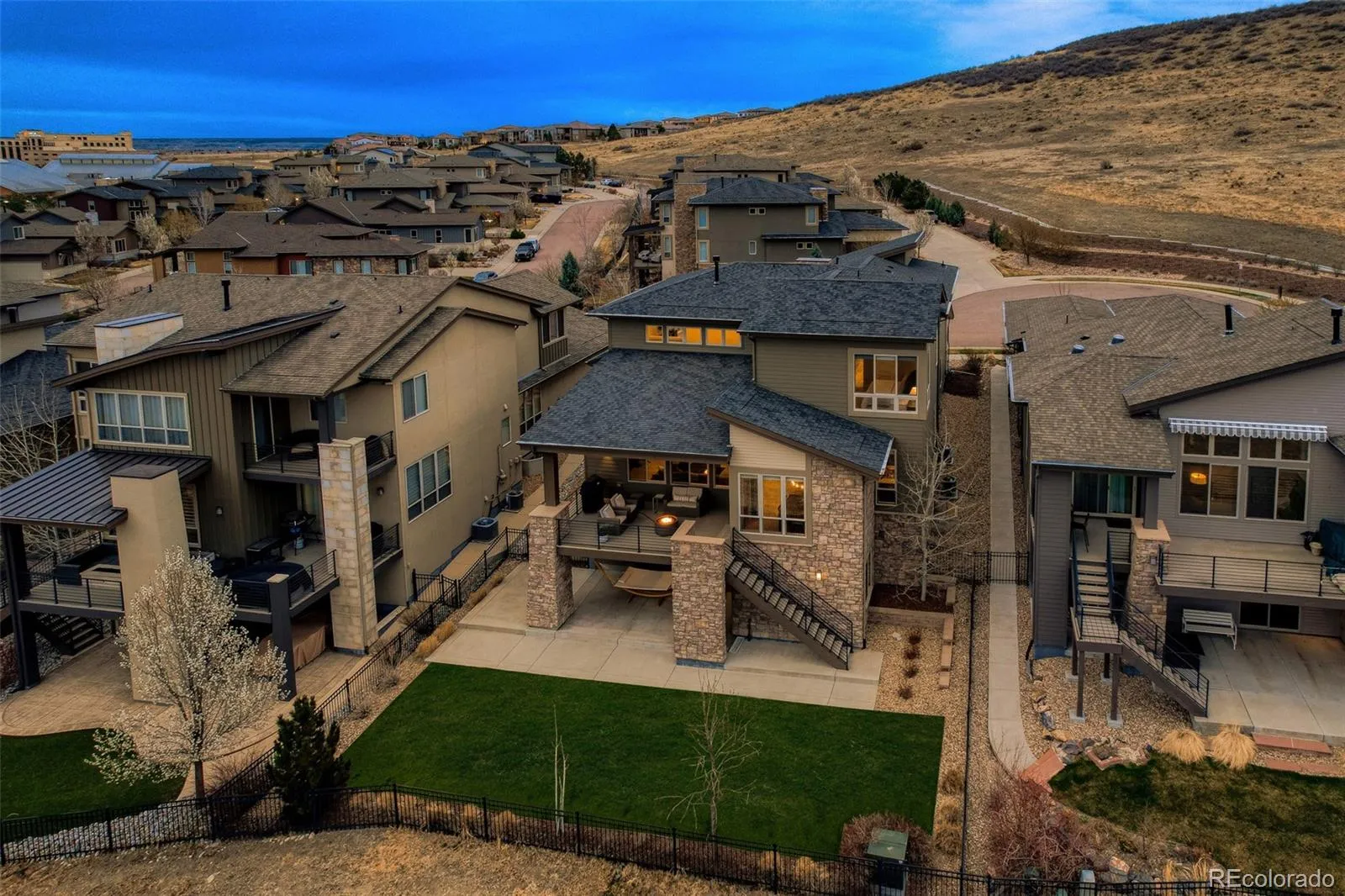 04012026185129 1600 38