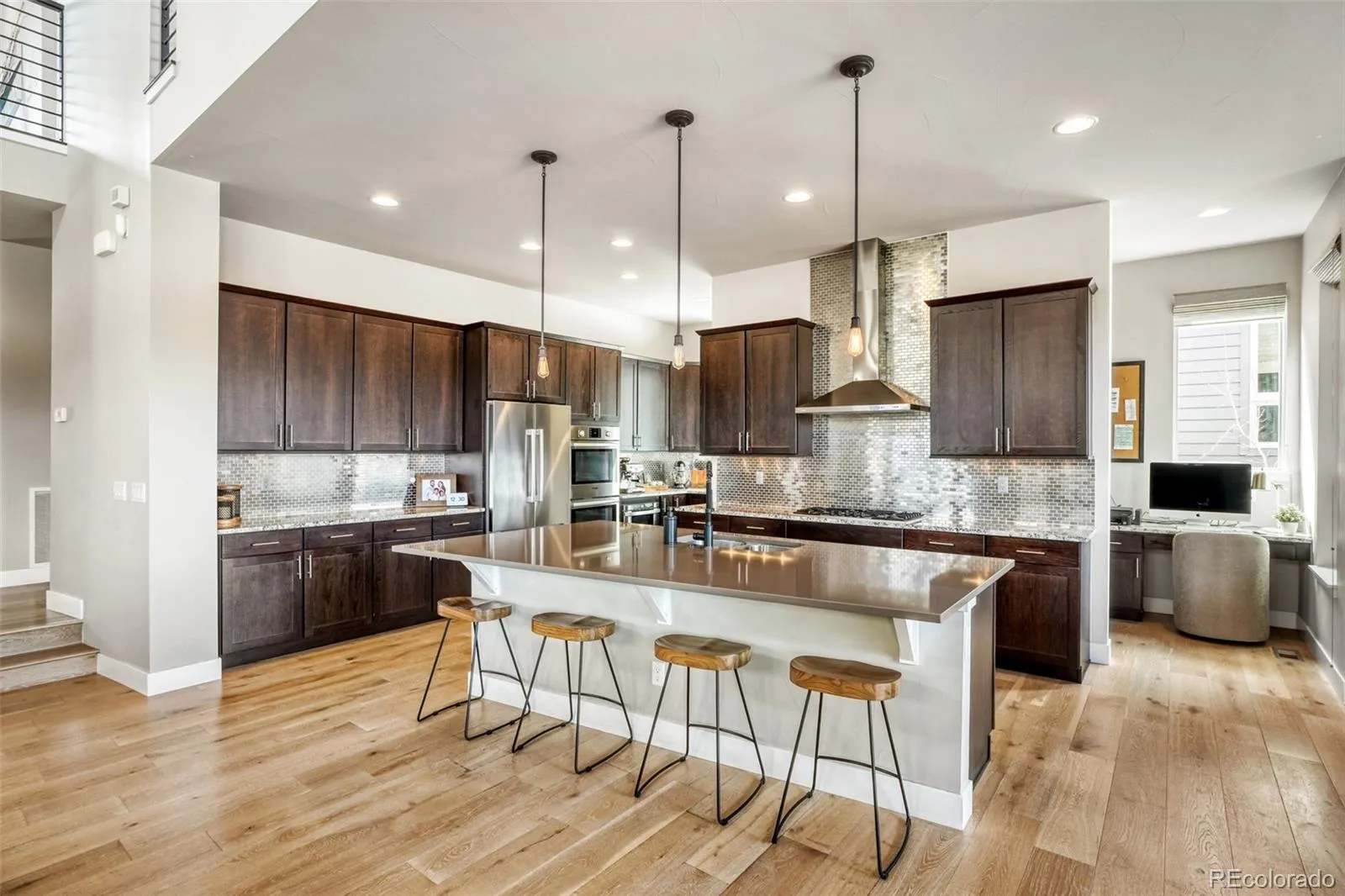 04012026185129 1600 7