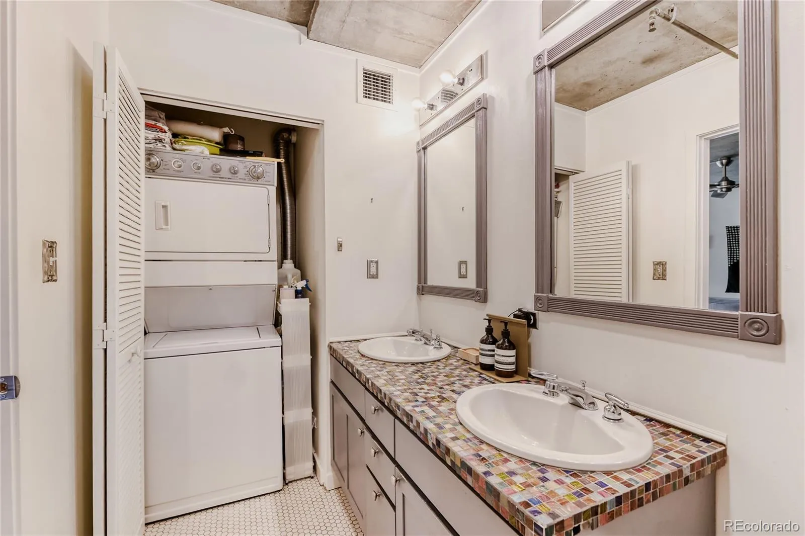 1050 Cherokee Street #210 Denver CO 80204 MLS #REC8723588 05092026024523 1600 17