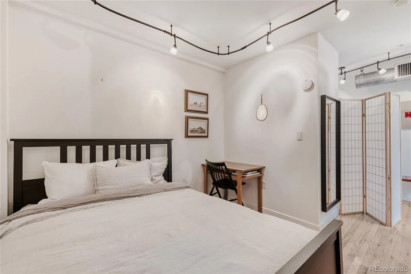1050 Cherokee Street #210 Denver CO 80204 MLS #REC8723588 05092026024523 1600 21