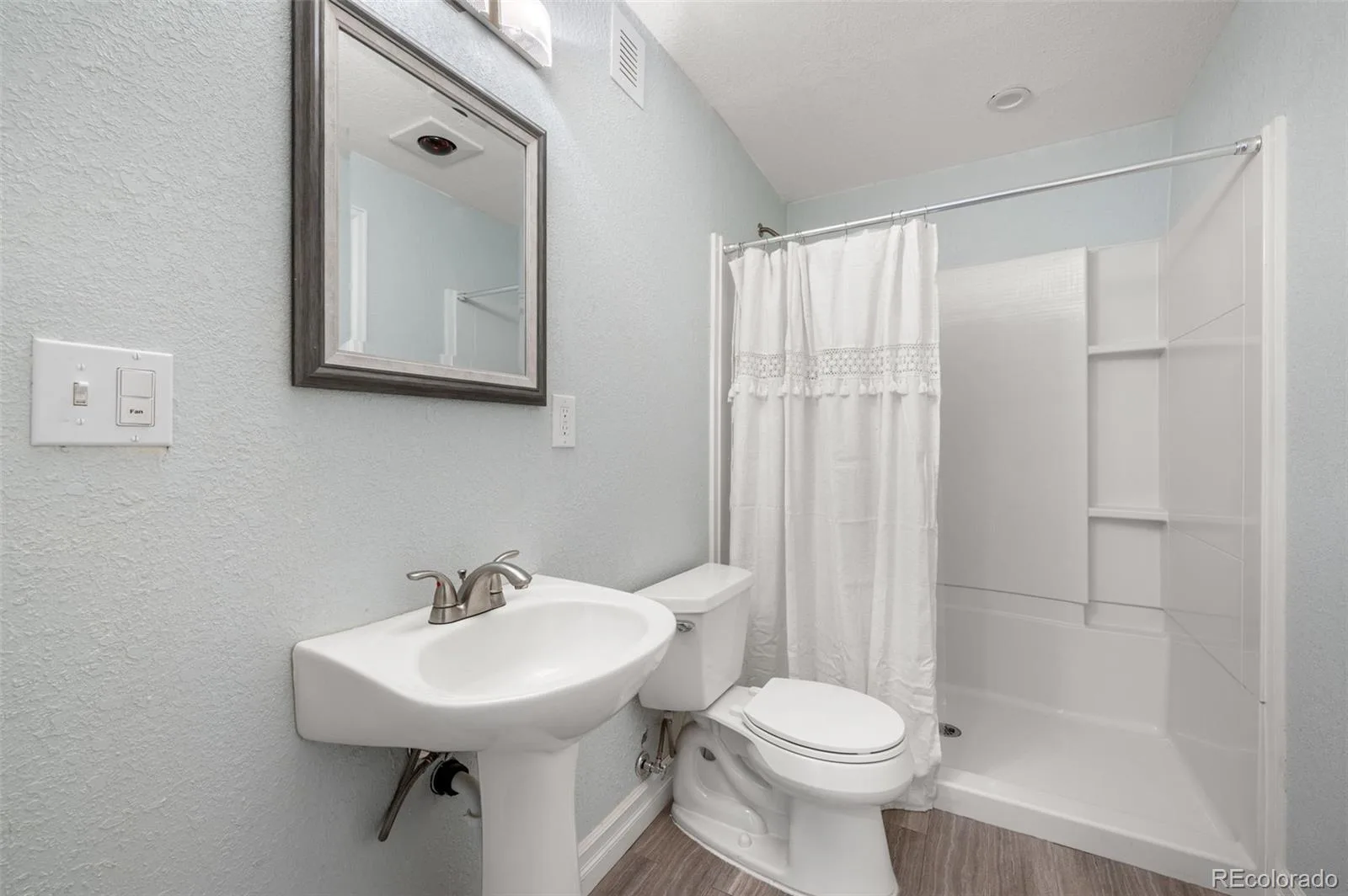 3682 E 92nd Place Thornton CO 80229 | MLS #REC8725988 07172026005805 1600 39