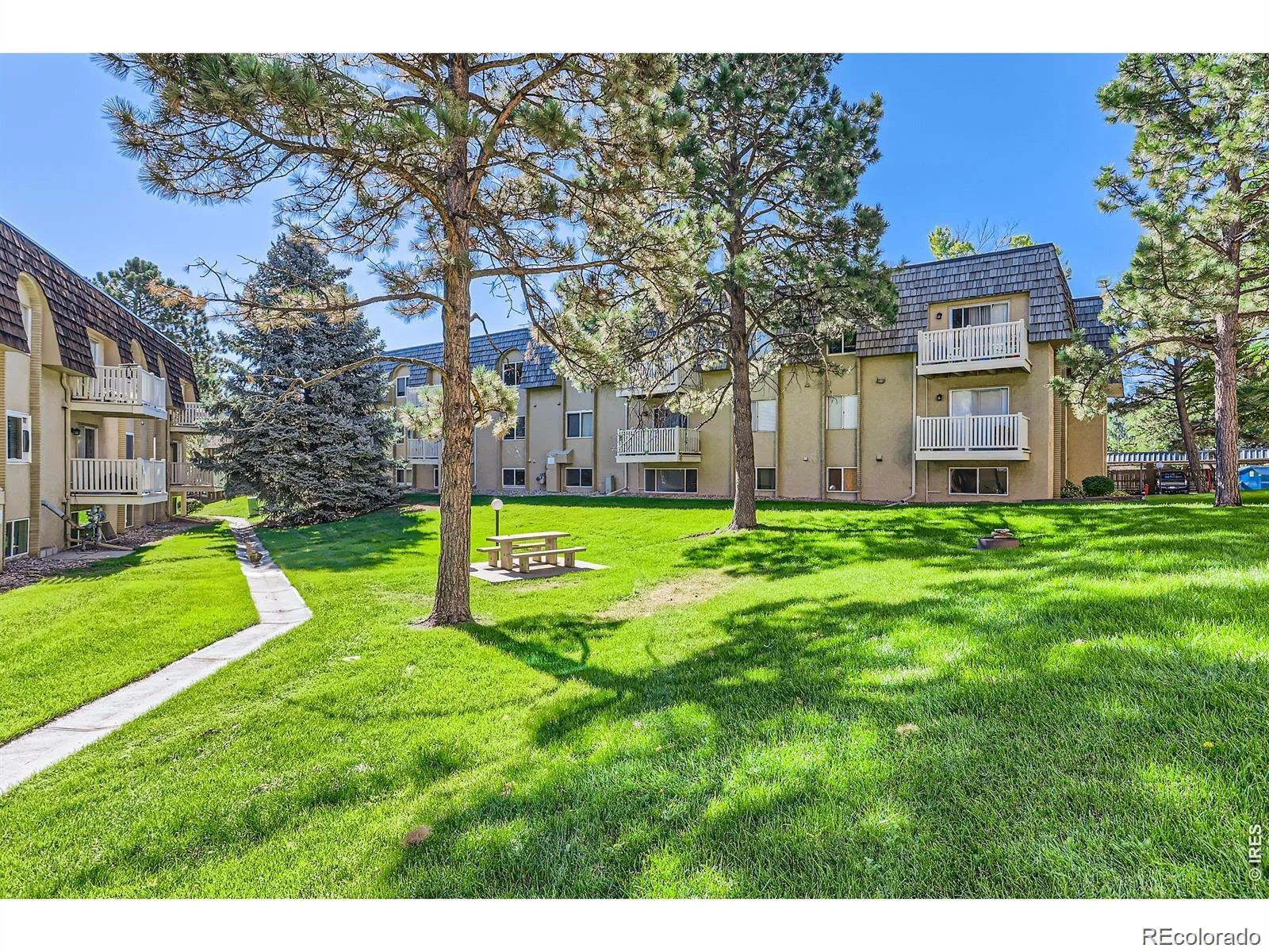 7645 E Quincy Avenue #208 Denver CO 80237 | MLS #REC8727760 08072026004124 1600 43