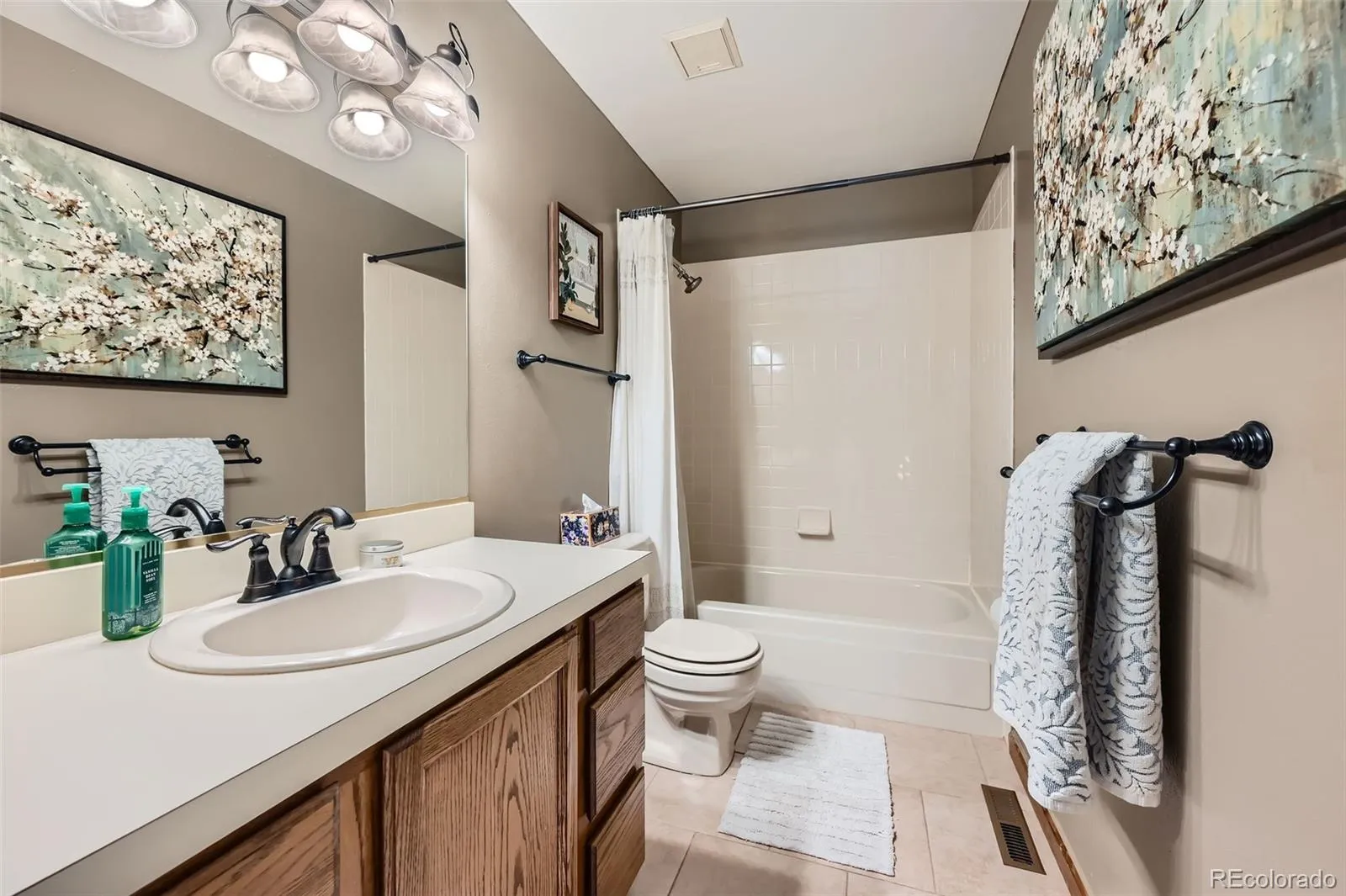 17509 E Kenyon Drive Aurora CO 80013 MLS #REC8728182 04152026003611 1600 17