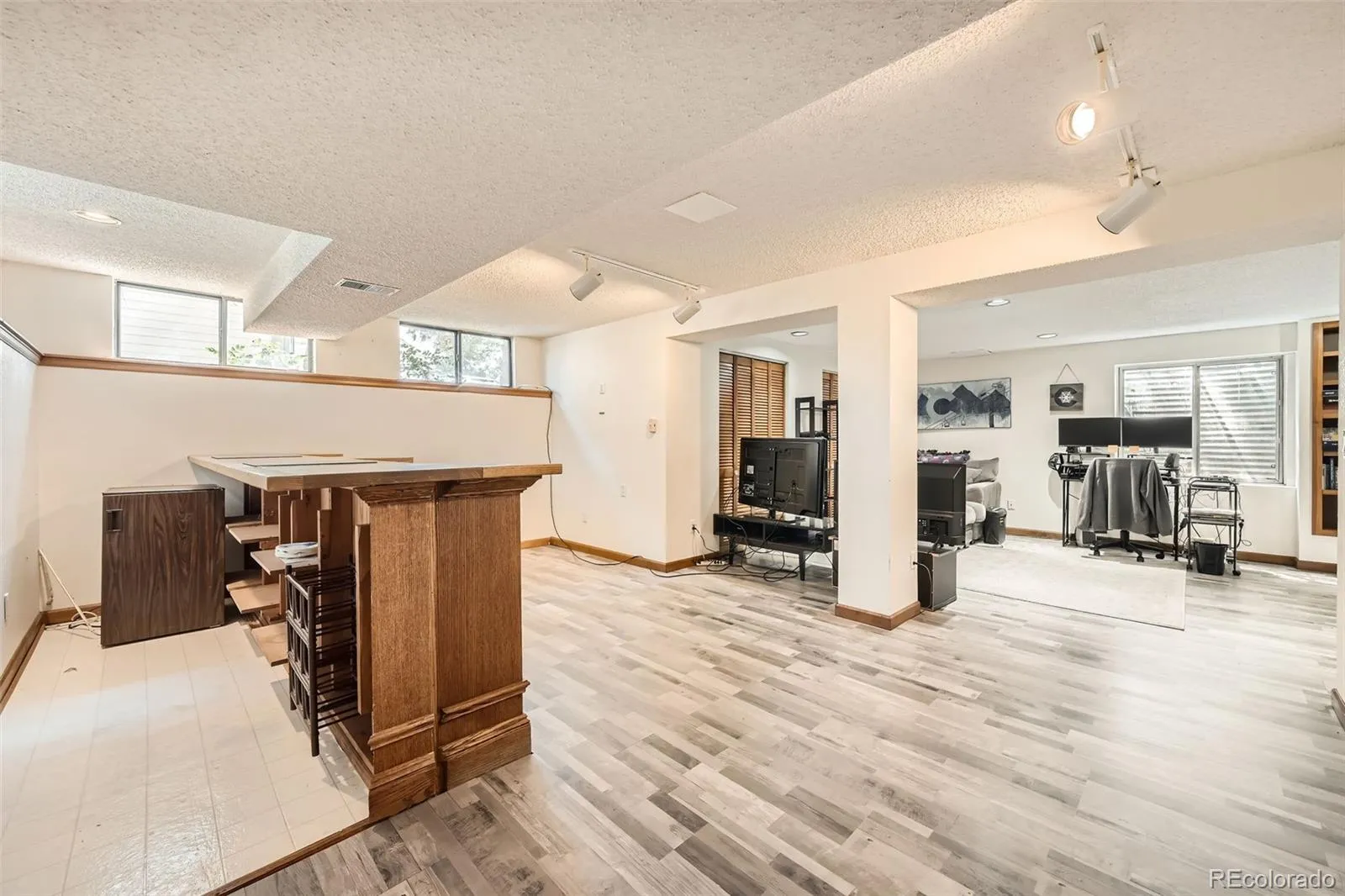 17509 E Kenyon Drive Aurora CO 80013 MLS #REC8728182 04152026003611 1600 20