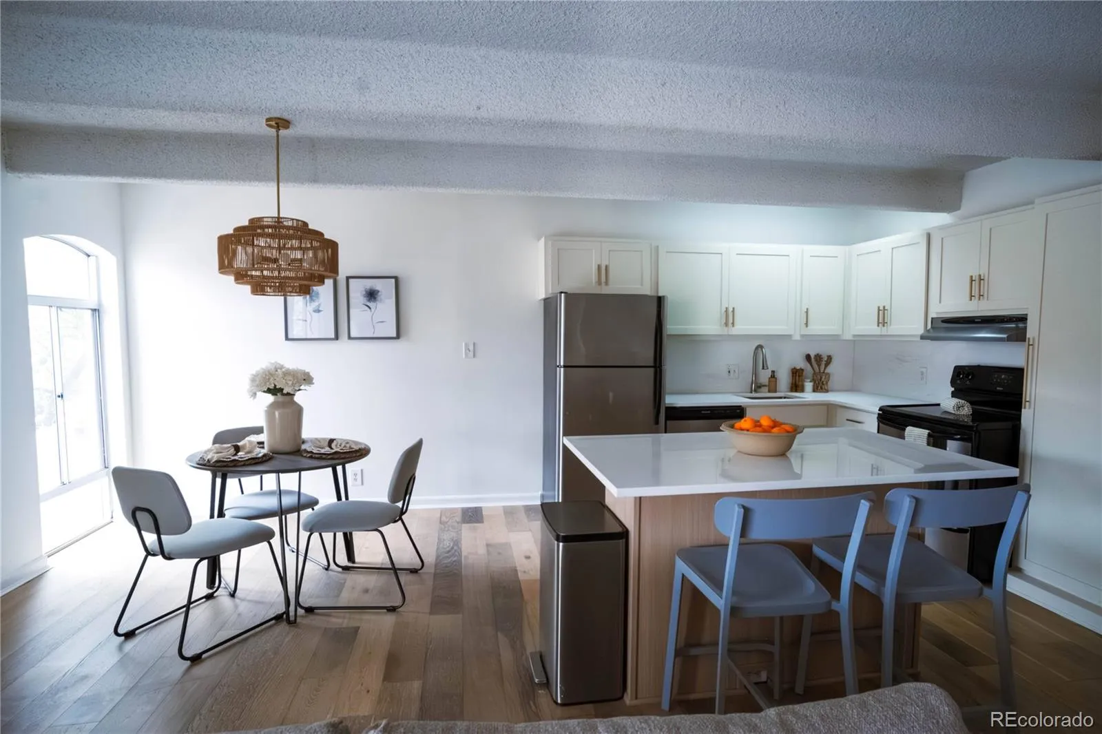 04162026143715 1600 10