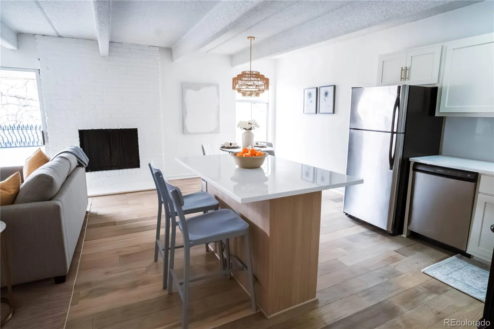 04162026143715 1600 6