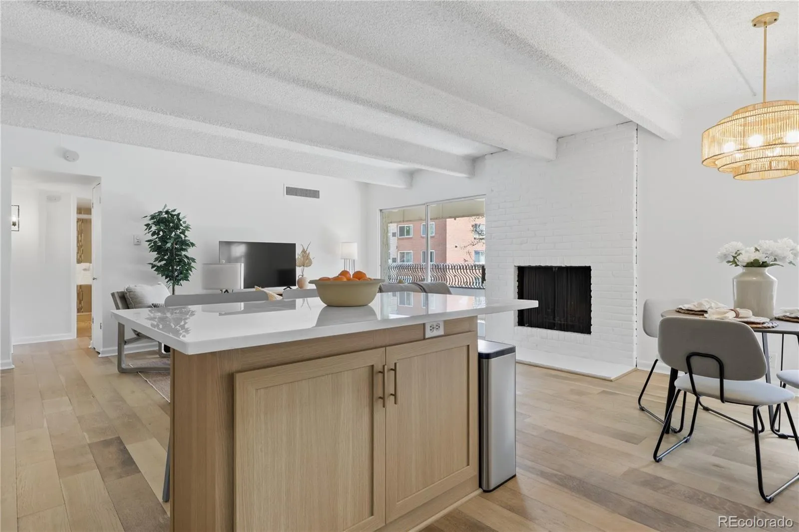 1365 Columbine Street Street #206 Denver CO 80206 MLS #REC8732717 05022026054129 1600 20