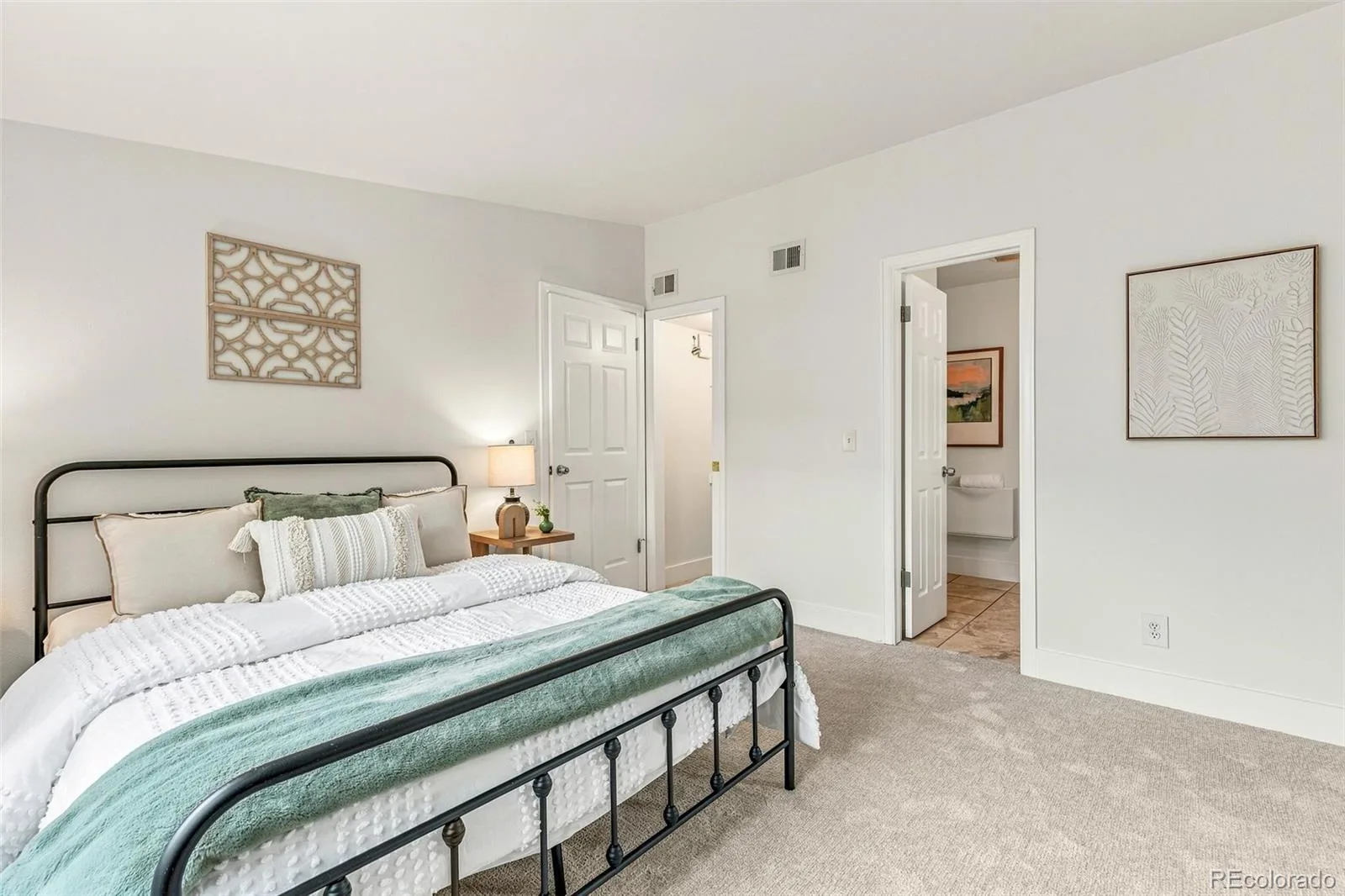 2102 W 31st Avenue Denver CO 80211 | MLS #REC8732861 08122026230523 1600 26