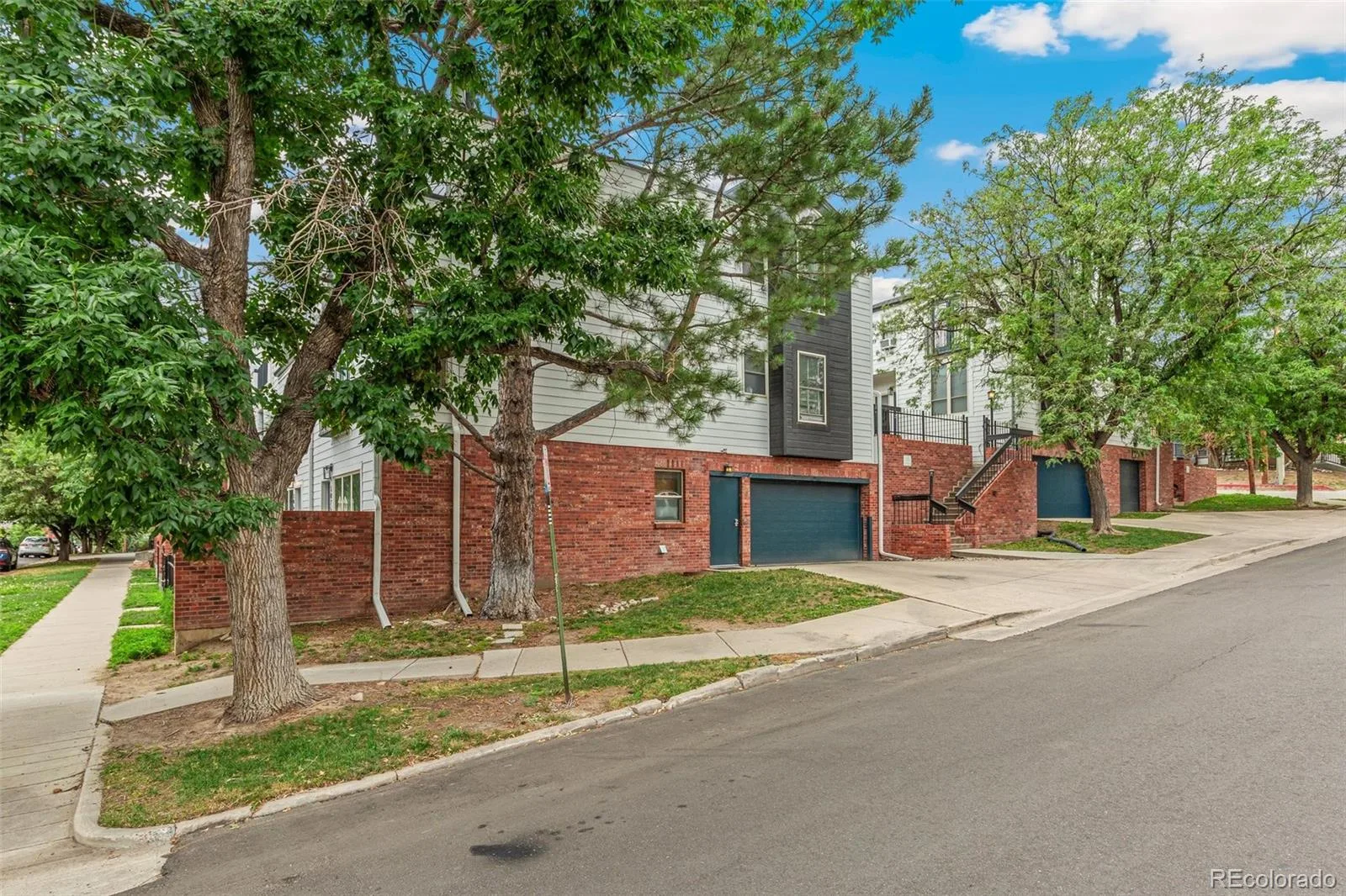 2102 W 31st Avenue Denver CO 80211 | MLS #REC8732861 08122026230523 1600 38