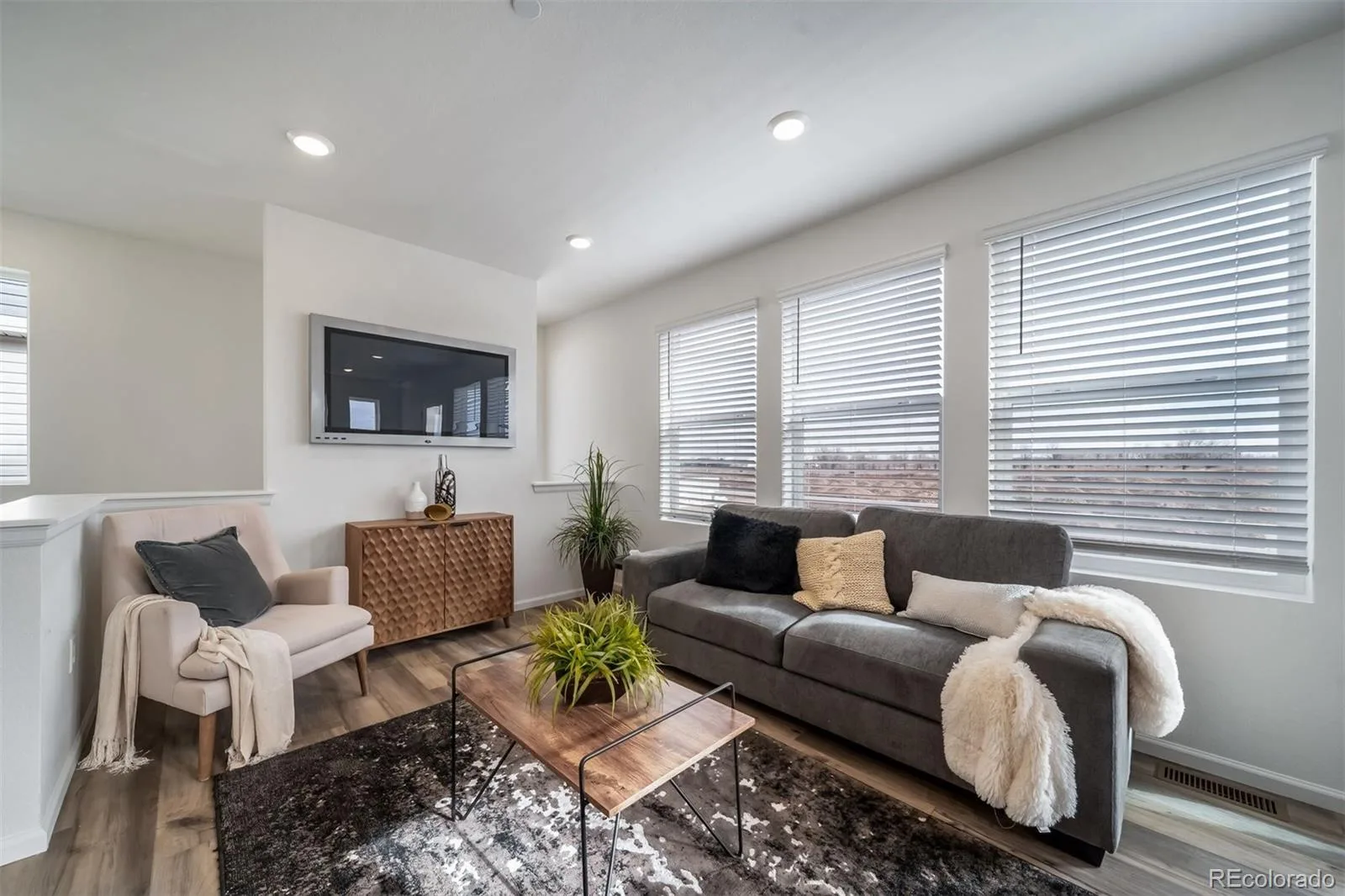 10070 Revere Court Commerce City CO 80022 | MLS #REC8736551 06252026014403 1600 13