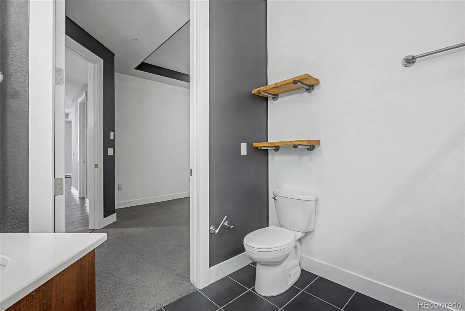 03262026005116 1600 14