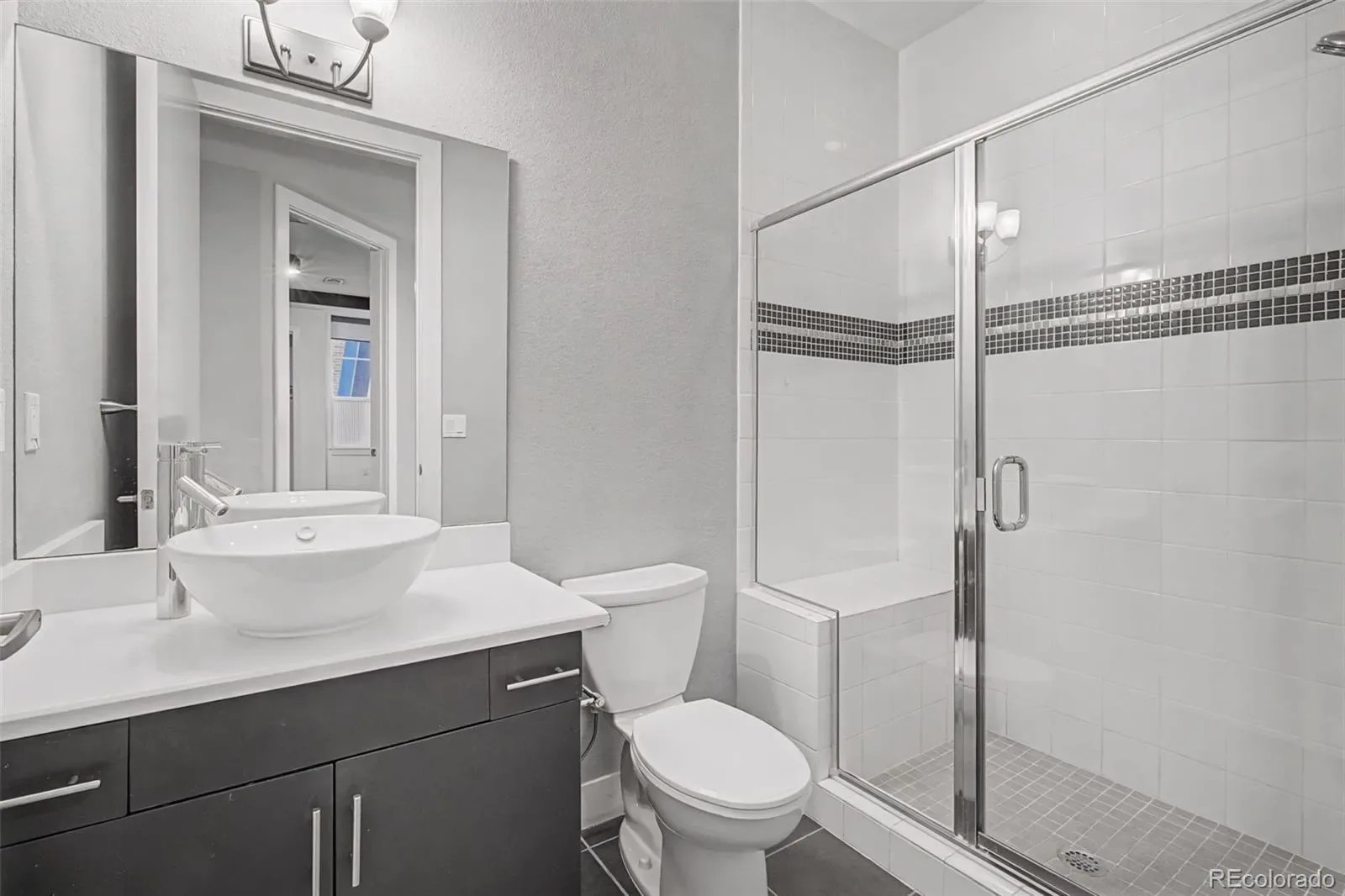 03262026005116 1600 16