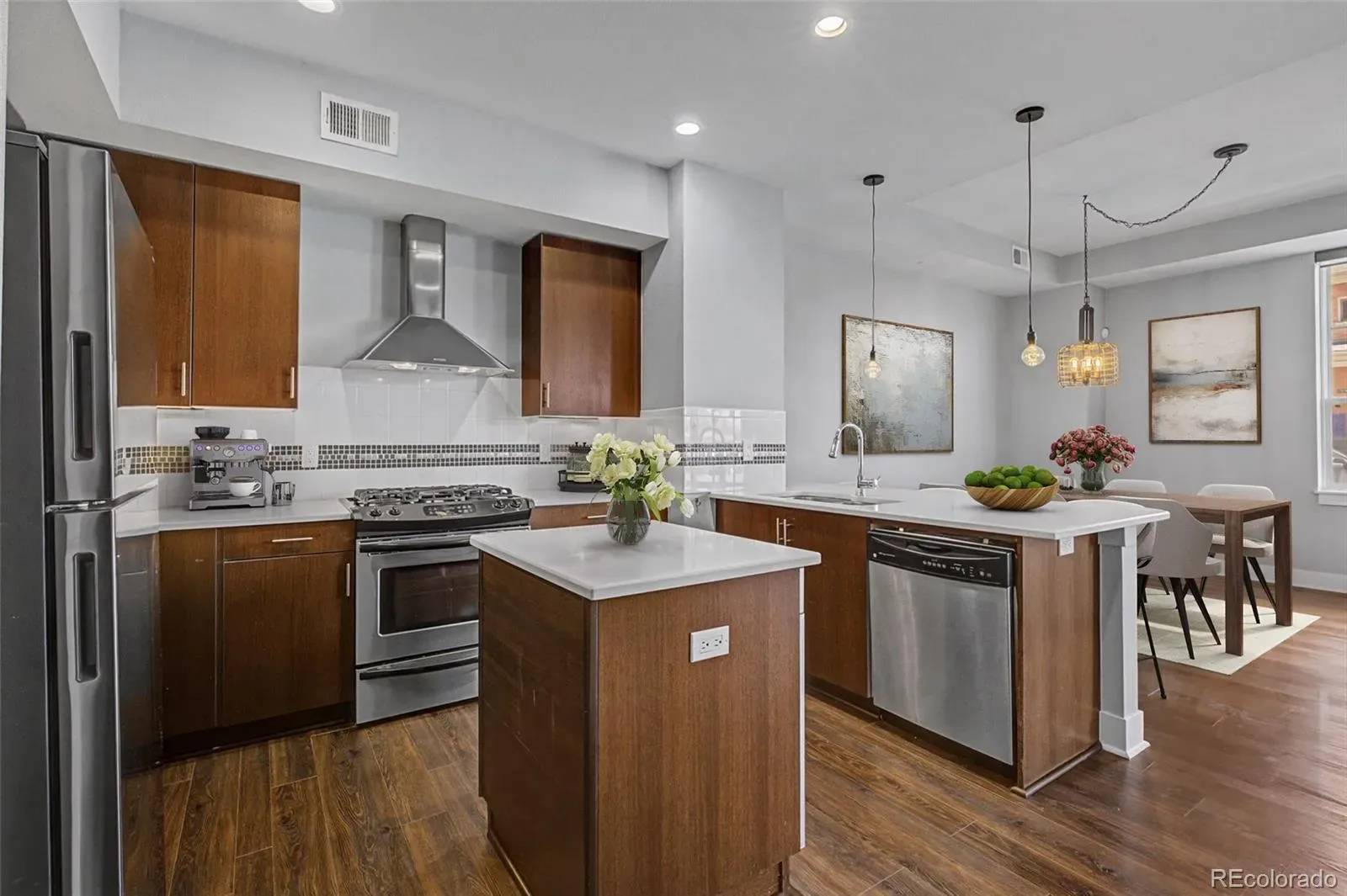 03262026005116 1600 3