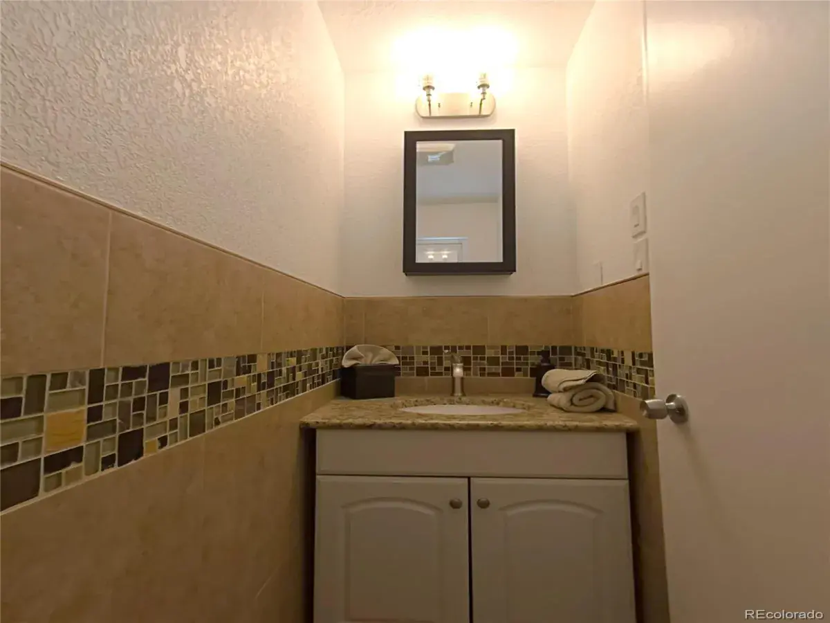 10312025234021 1200 19