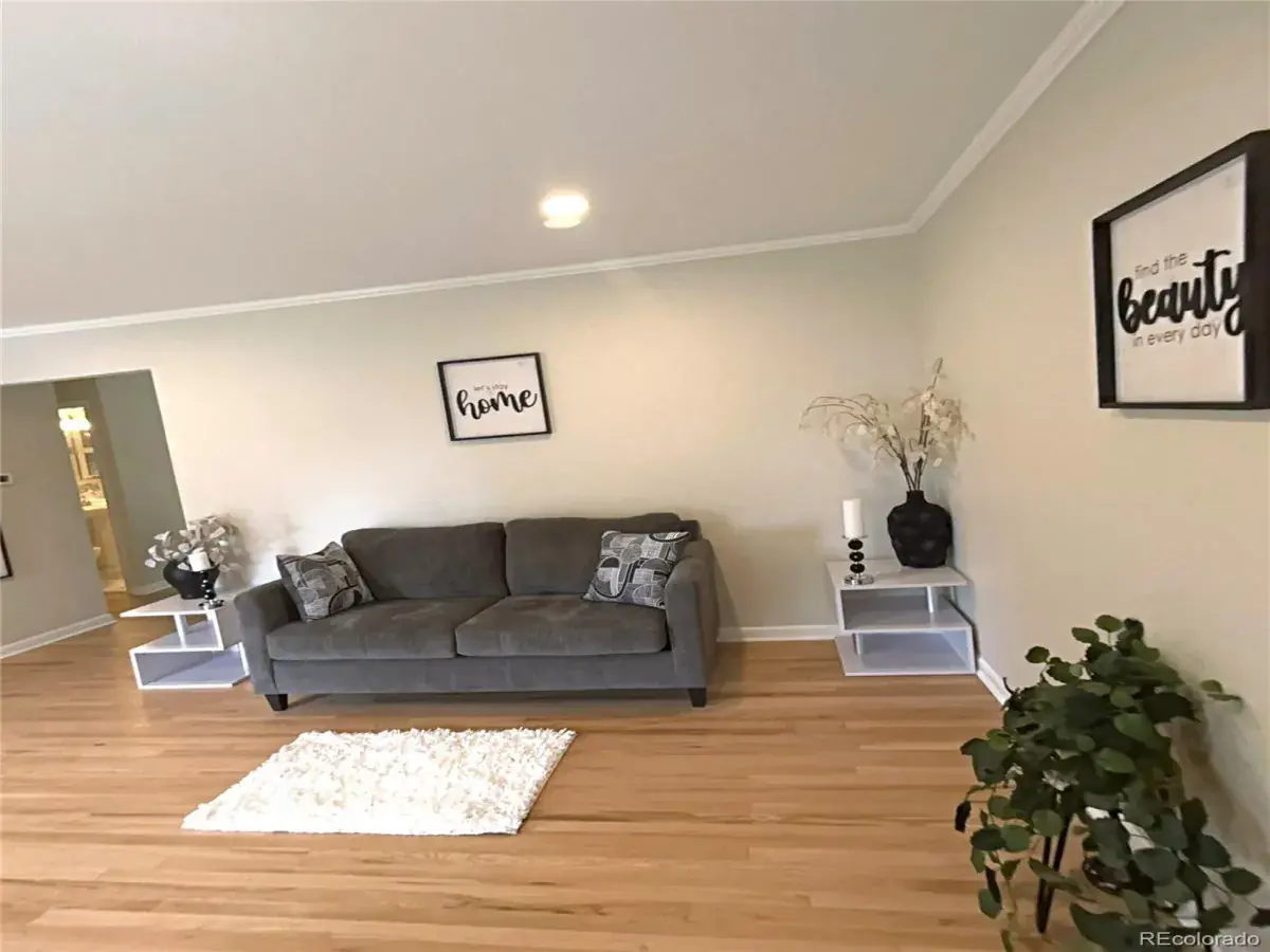 10312025234021 1200 4