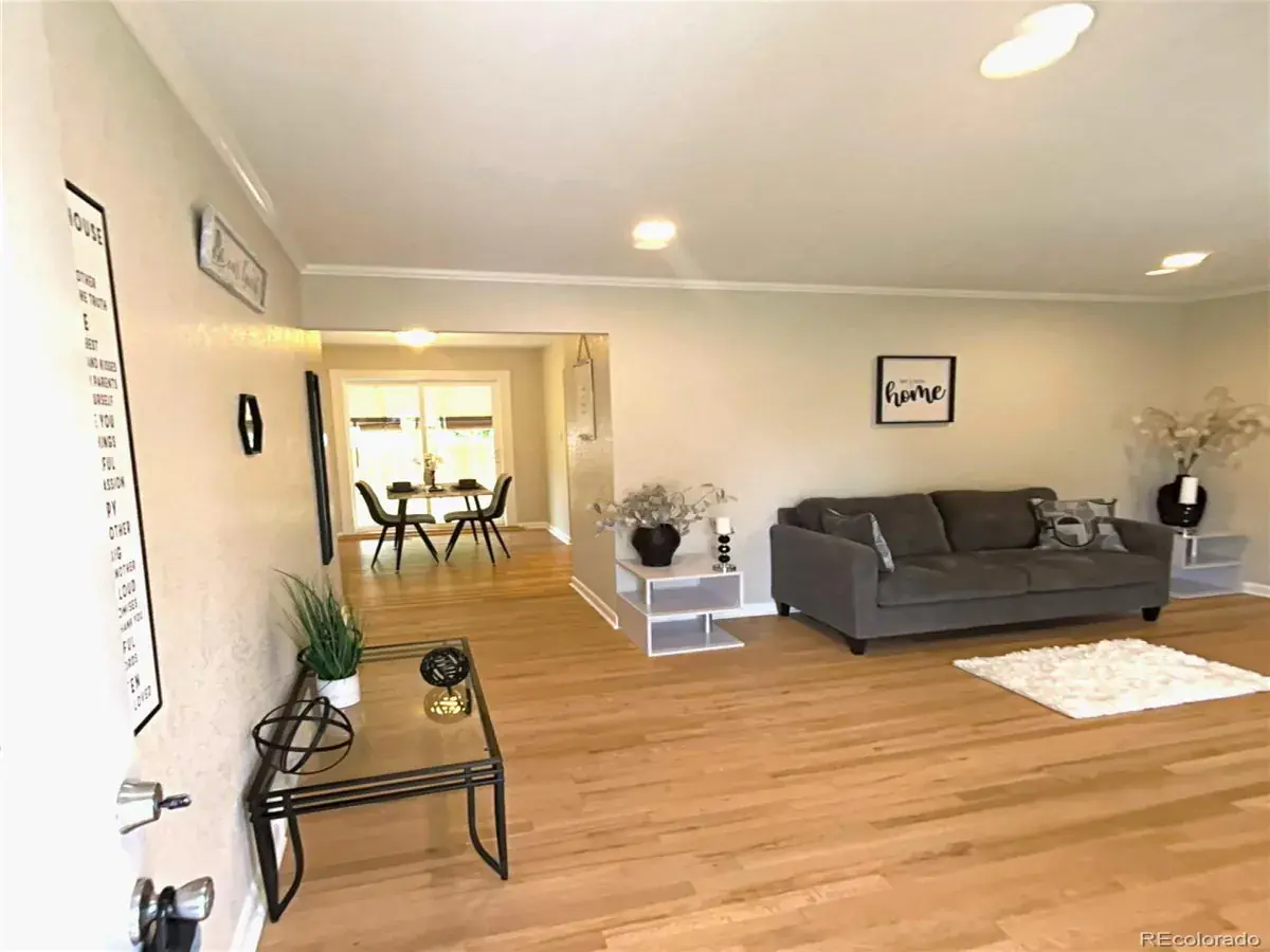 10312025234021 1200 7