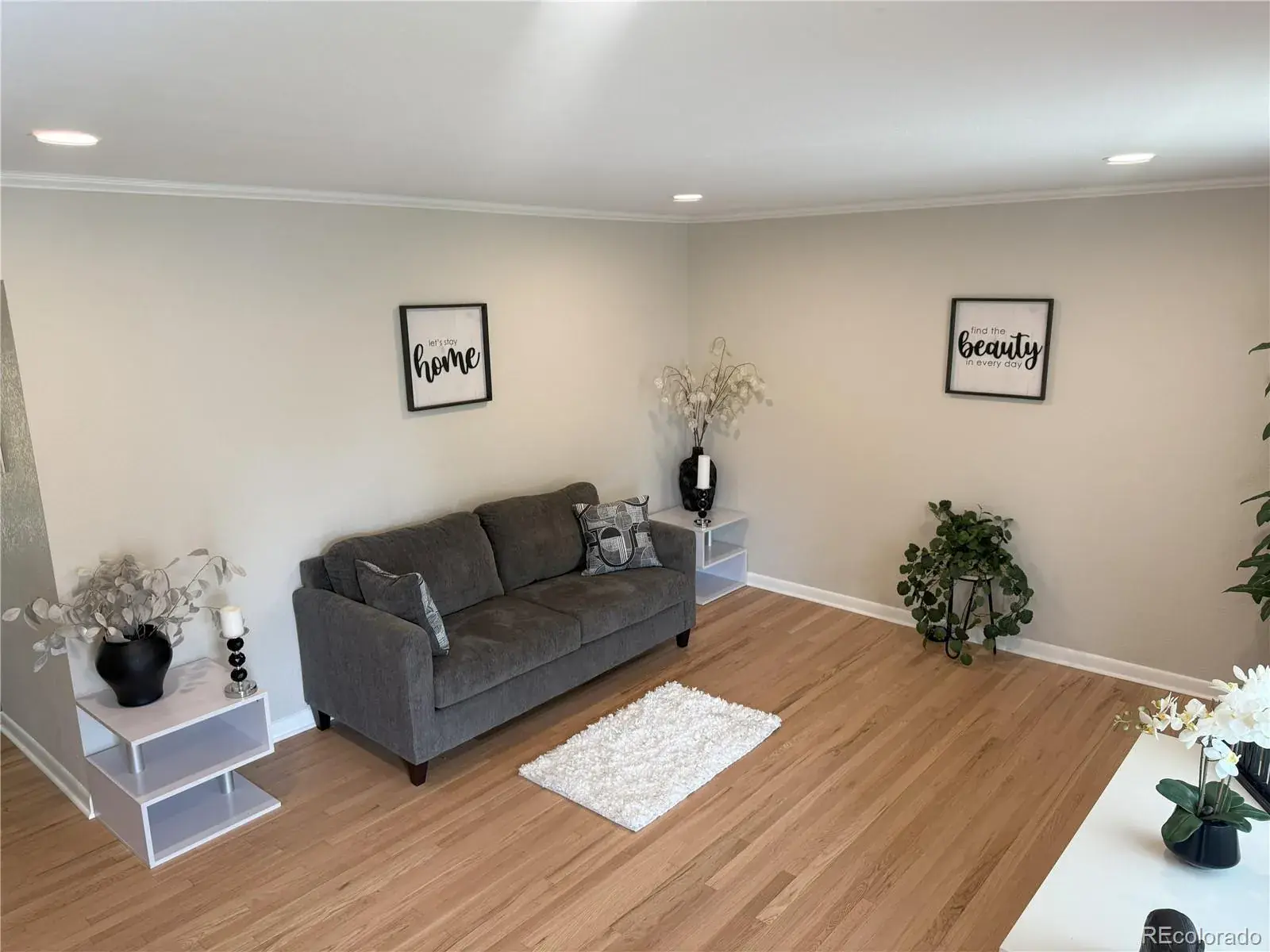 10312025234021 1600 2