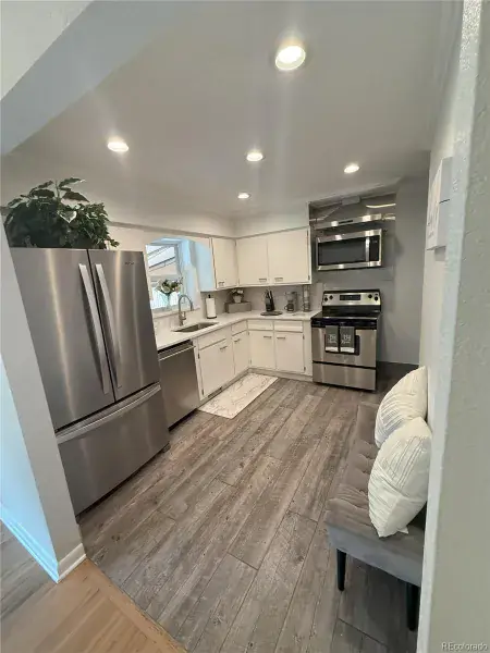 10312025234021 800 13