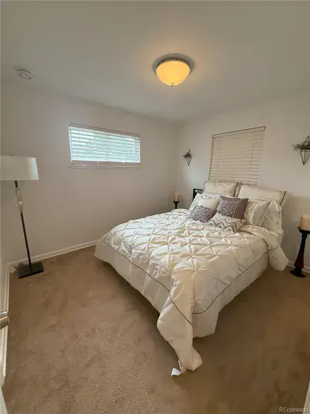 10312025234021 800 16