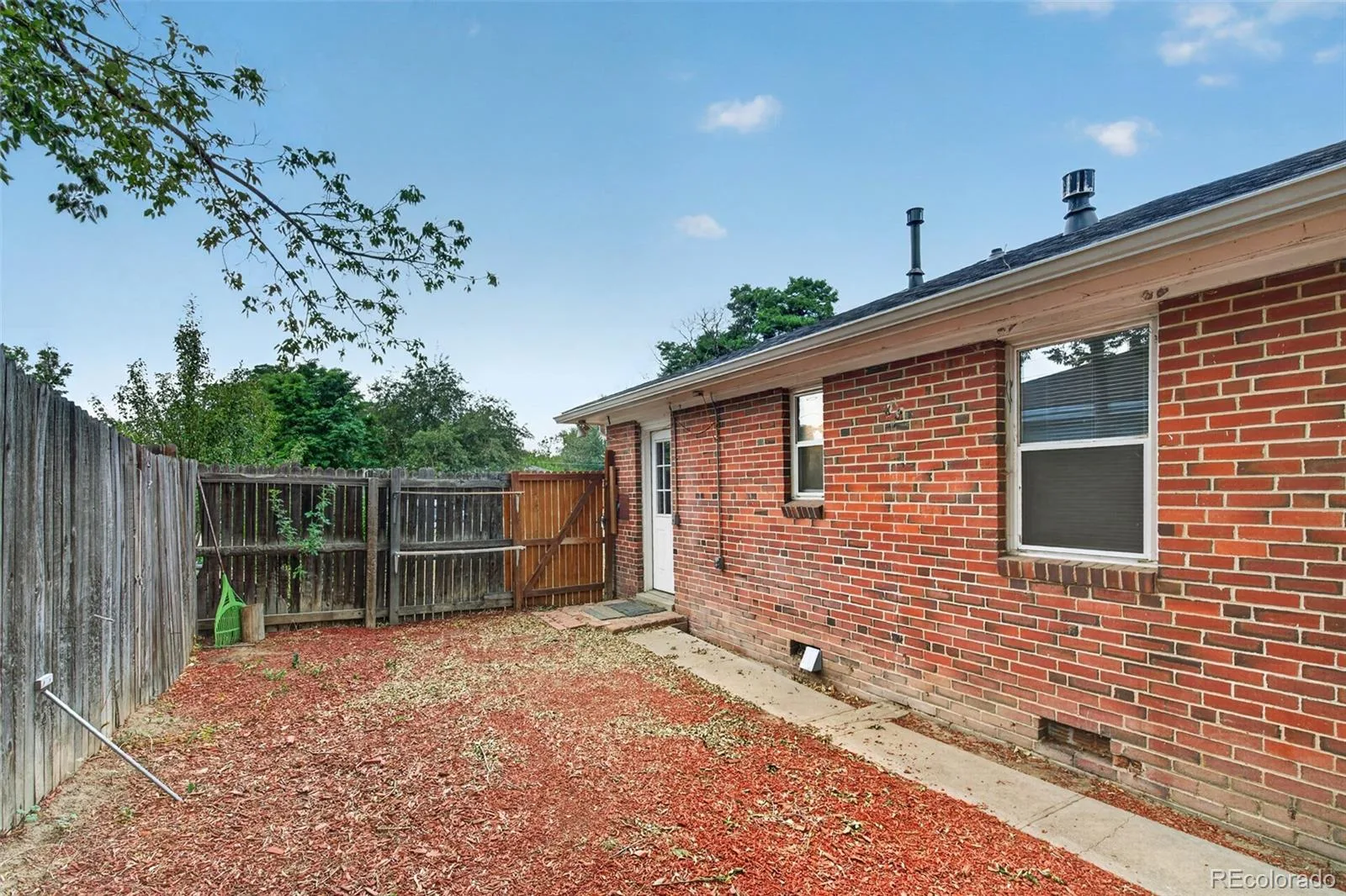 1316 Fulton Street Aurora CO 80010 | MLS #REC8739209 08102026052438 1600 18