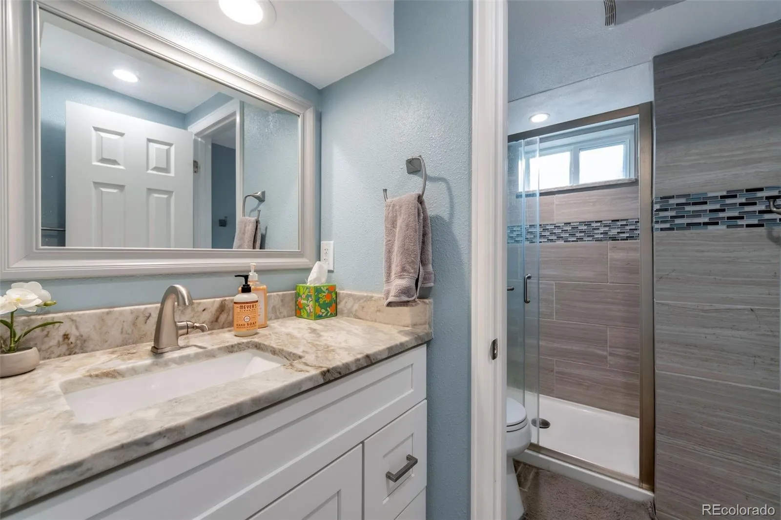3117 S Monaco Circle Denver CO 80222 | MLS #REC8740116 07222026164324 1600 19