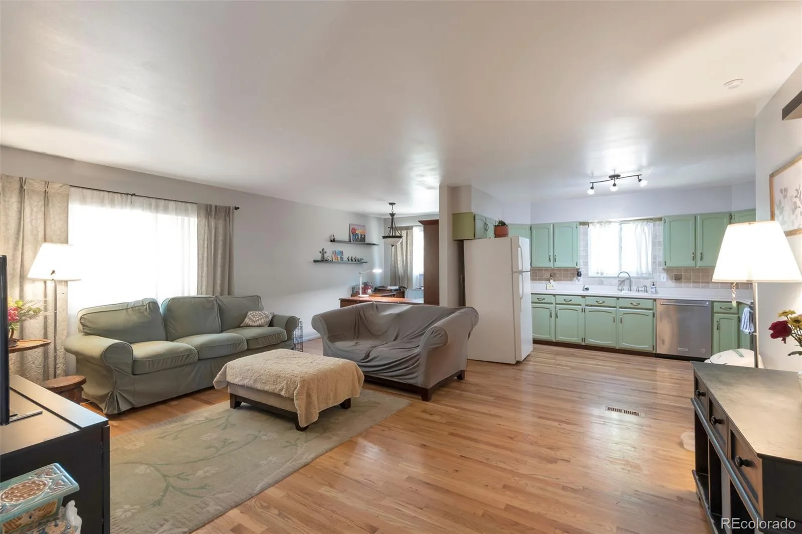 3117 S Monaco Circle Denver CO 80222 | MLS #REC8740116 07222026164324 1600 4