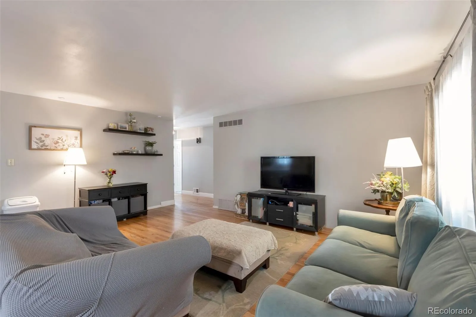 3117 S Monaco Circle Denver CO 80222 | MLS #REC8740116 07222026164324 1600 5